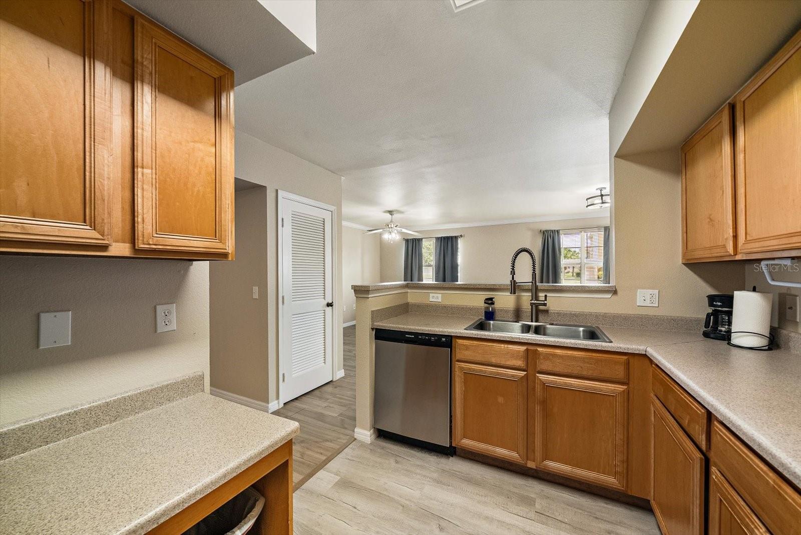 1010 VILLAGIO CIR #104 — photo 11
