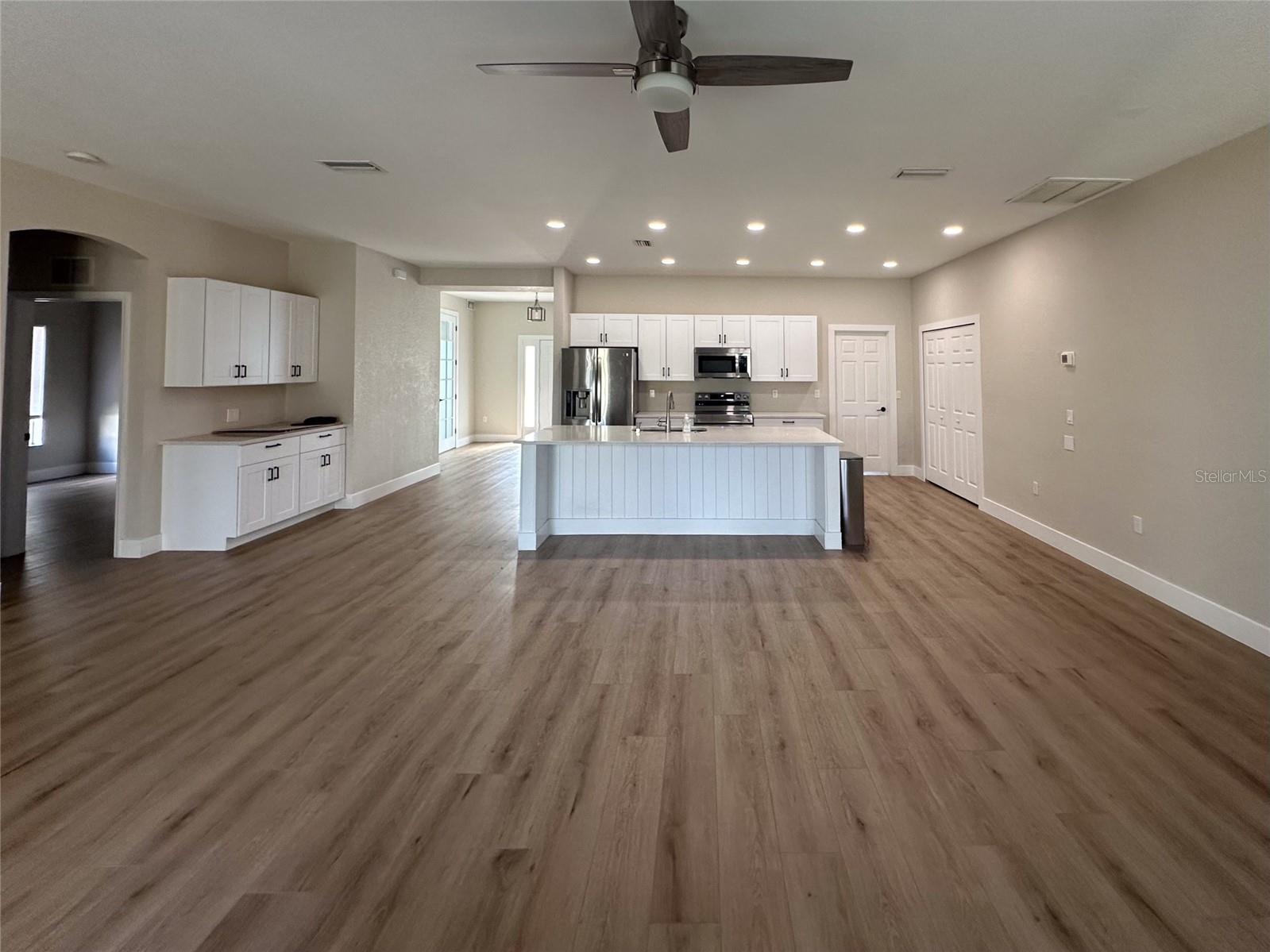 4730 LONDEL AVE — photo 2