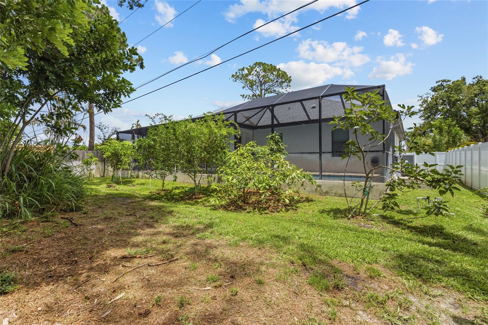4722 NEPTUNE RD — photo 38