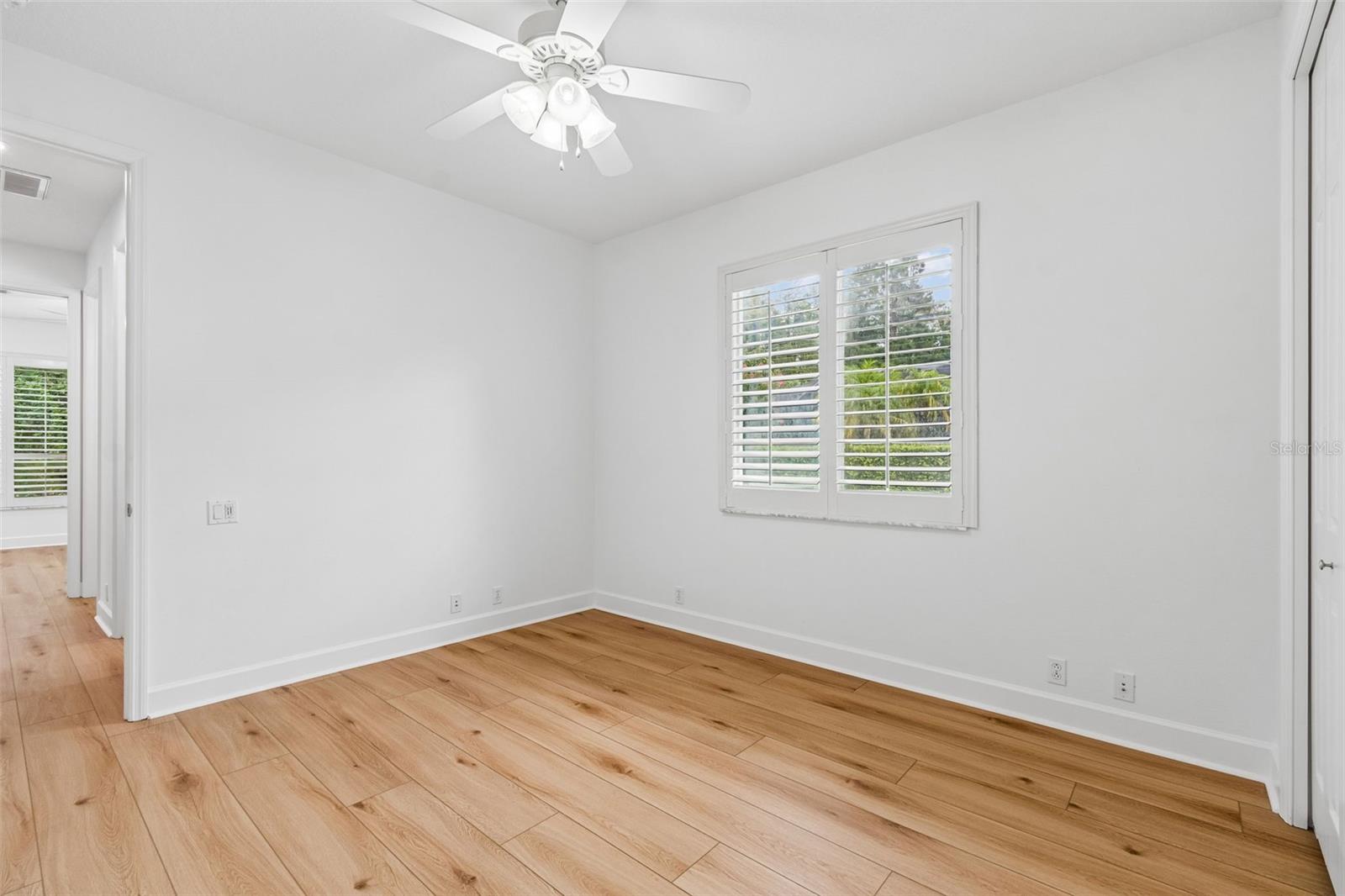21105 LAKE VIENNA DR — photo 60