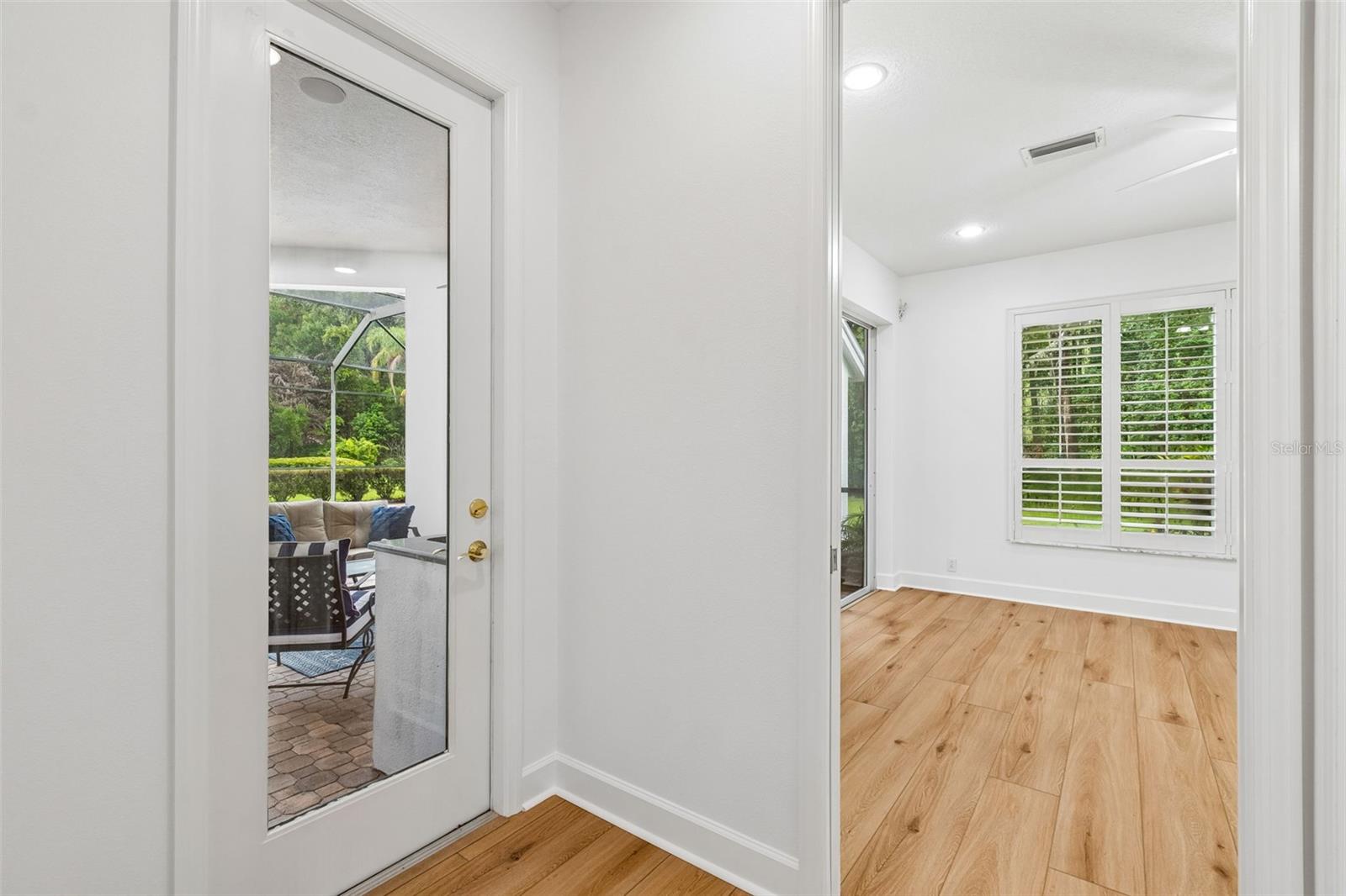 21105 LAKE VIENNA DR — photo 63