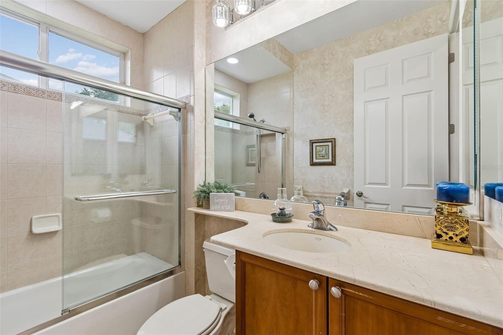 21105 LAKE VIENNA DR — photo 49