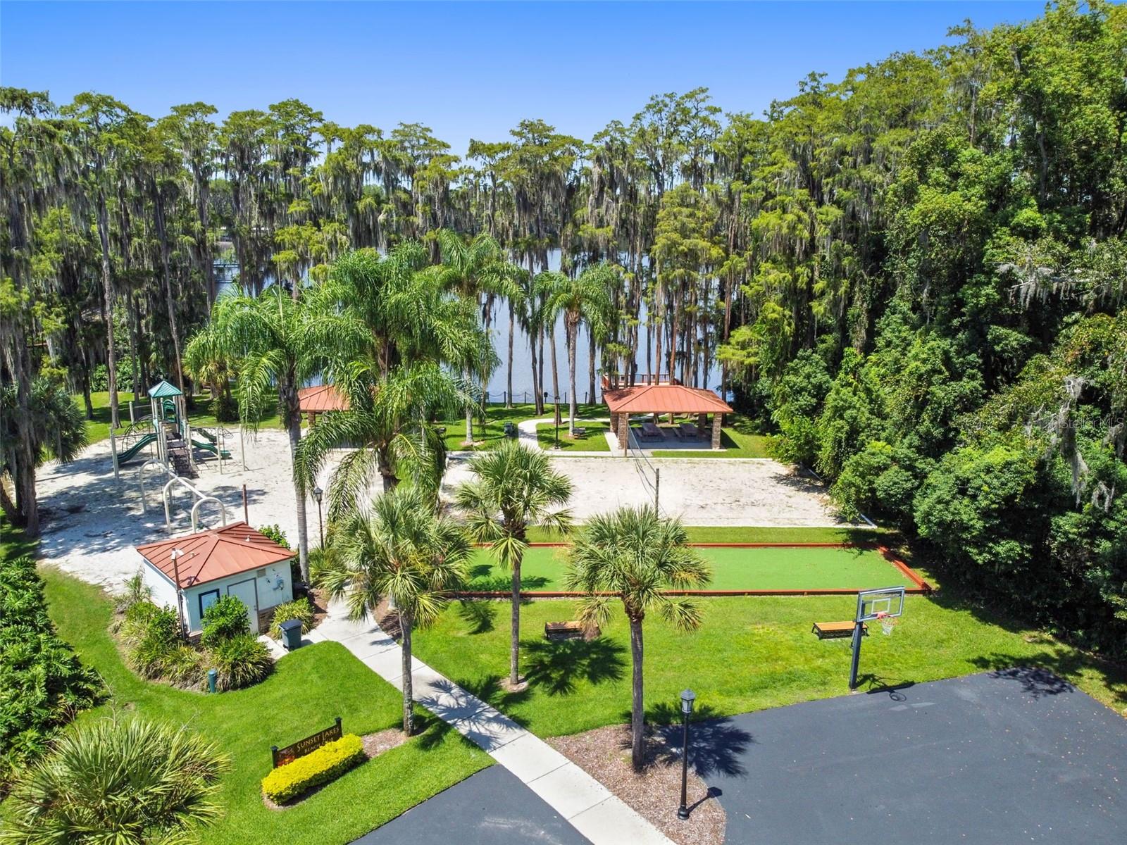21105 LAKE VIENNA DR — photo 99