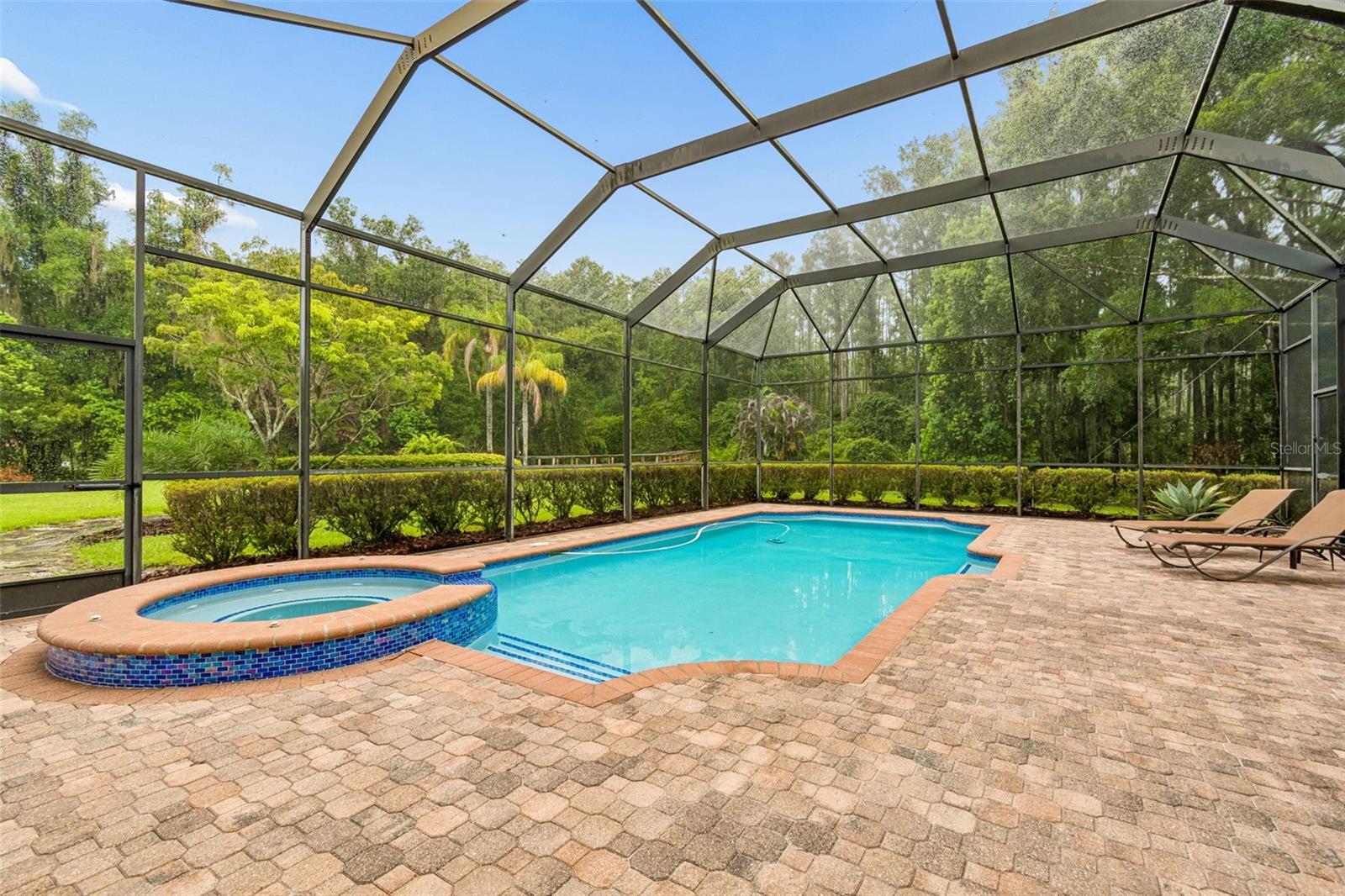 21105 LAKE VIENNA DR — photo 74