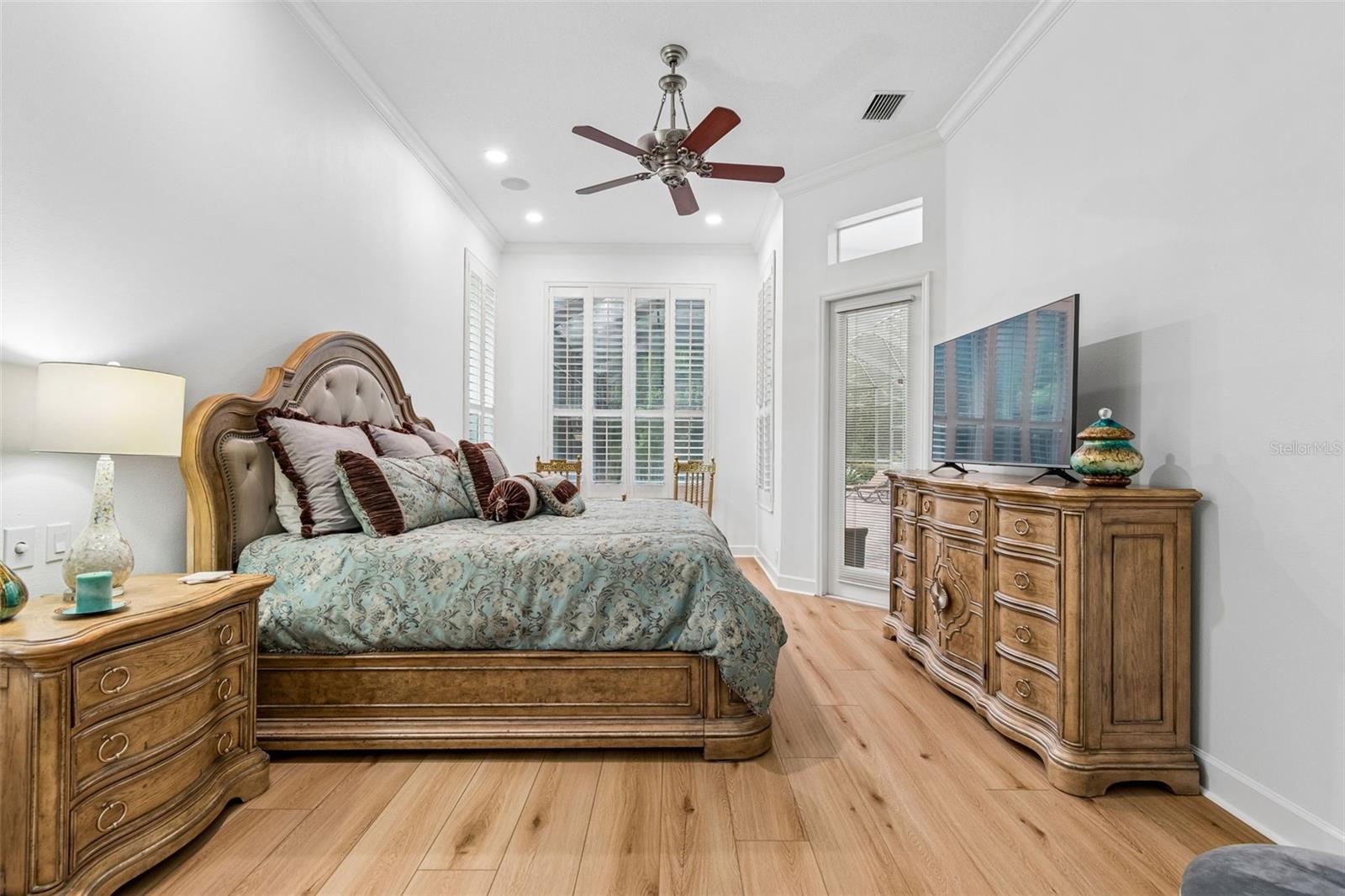 21105 LAKE VIENNA DR — photo 33