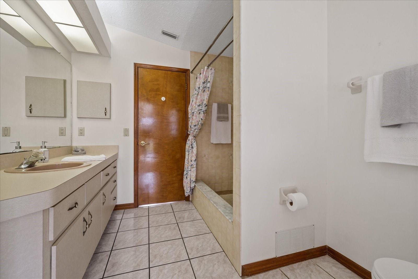 9714 EL SOL CT — photo 33