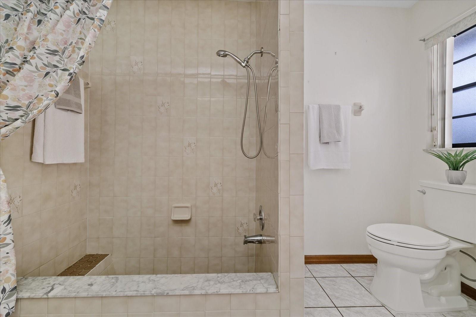 9714 EL SOL CT — photo 34