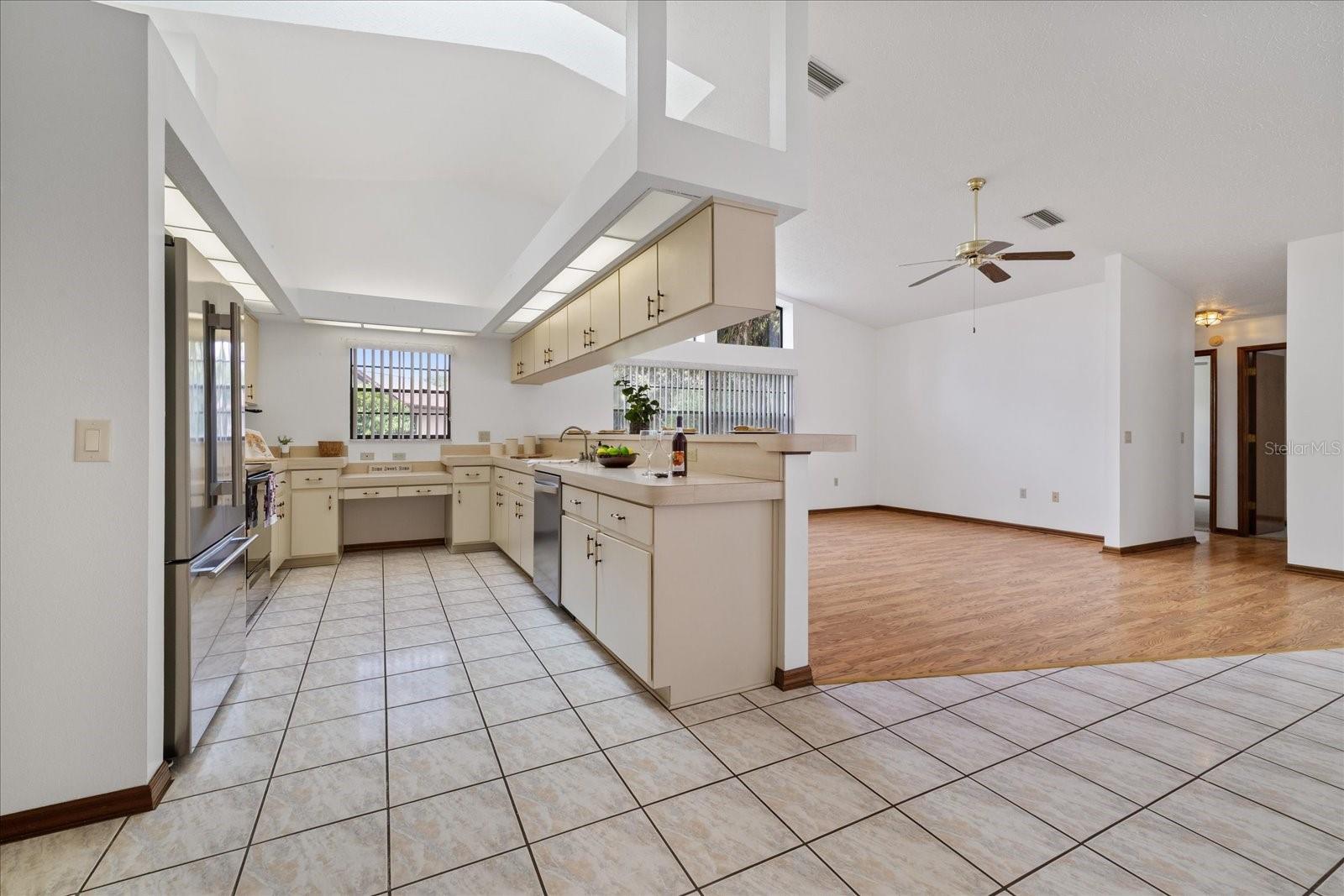 9714 EL SOL CT — photo 37