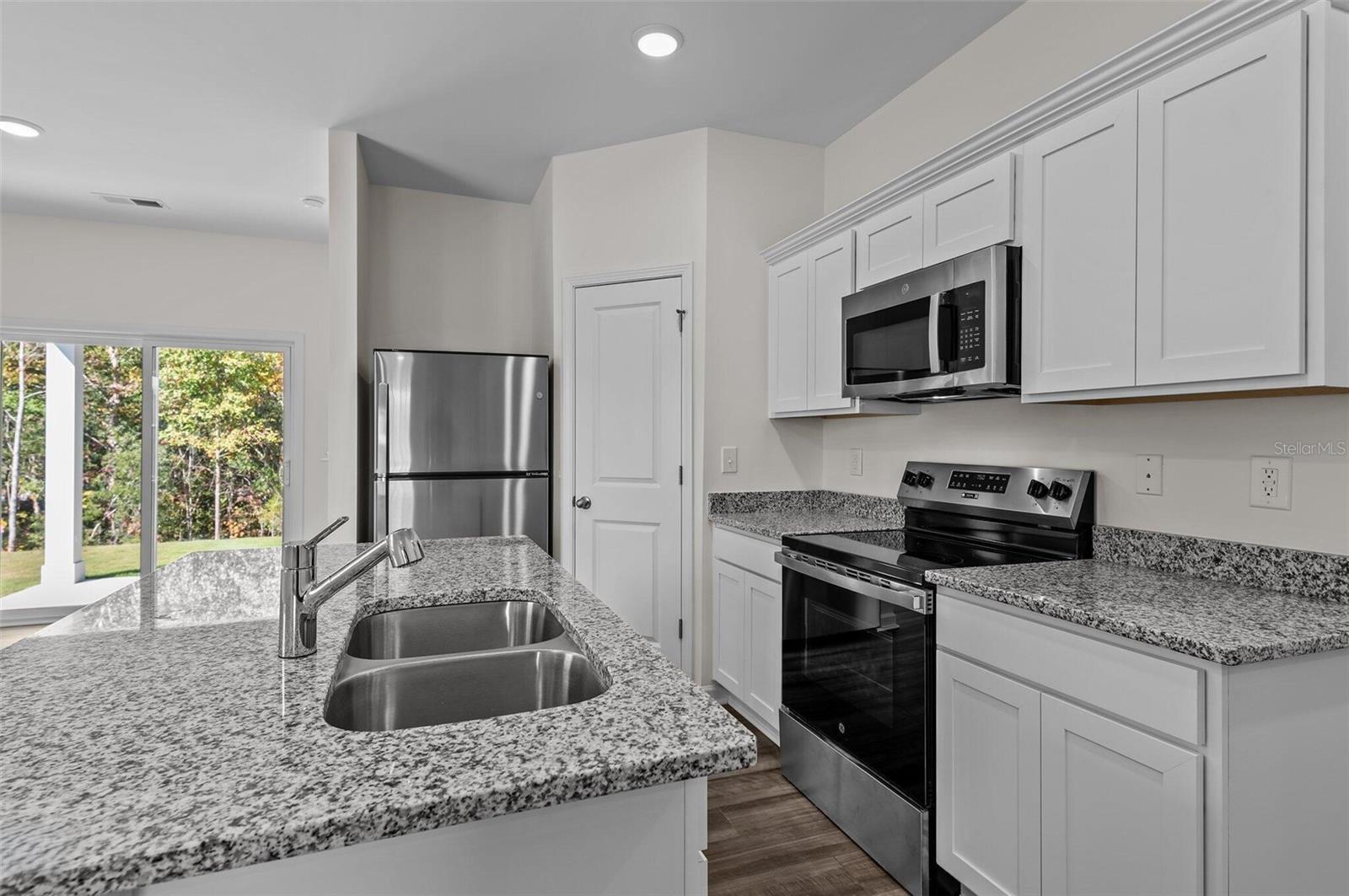 14626 ITALY AVENUE — photo 5