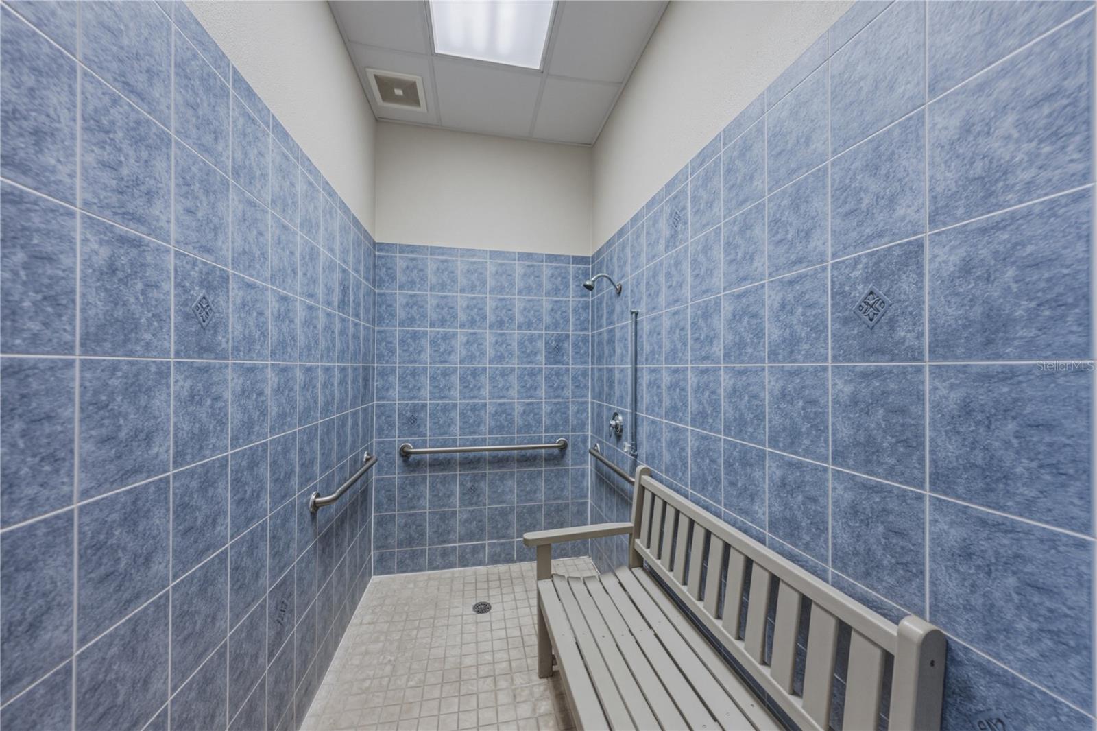 1214 W REYNOLDS ST #1 — photo 17