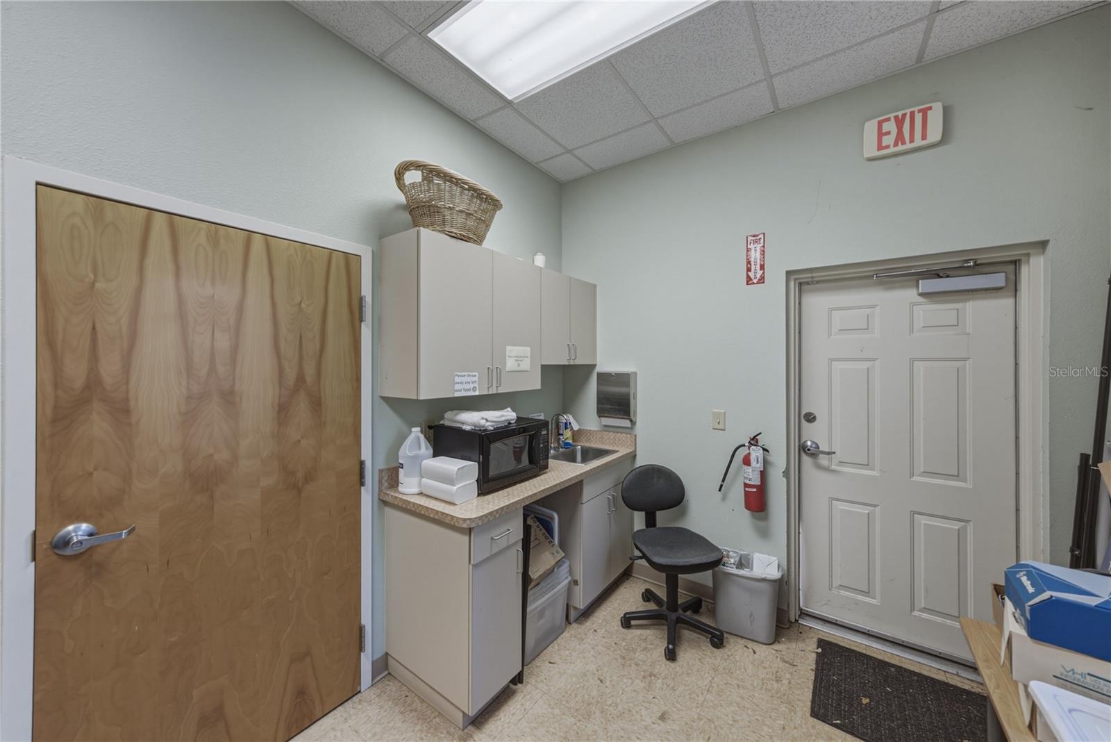 1214 W REYNOLDS ST #1 — photo 22