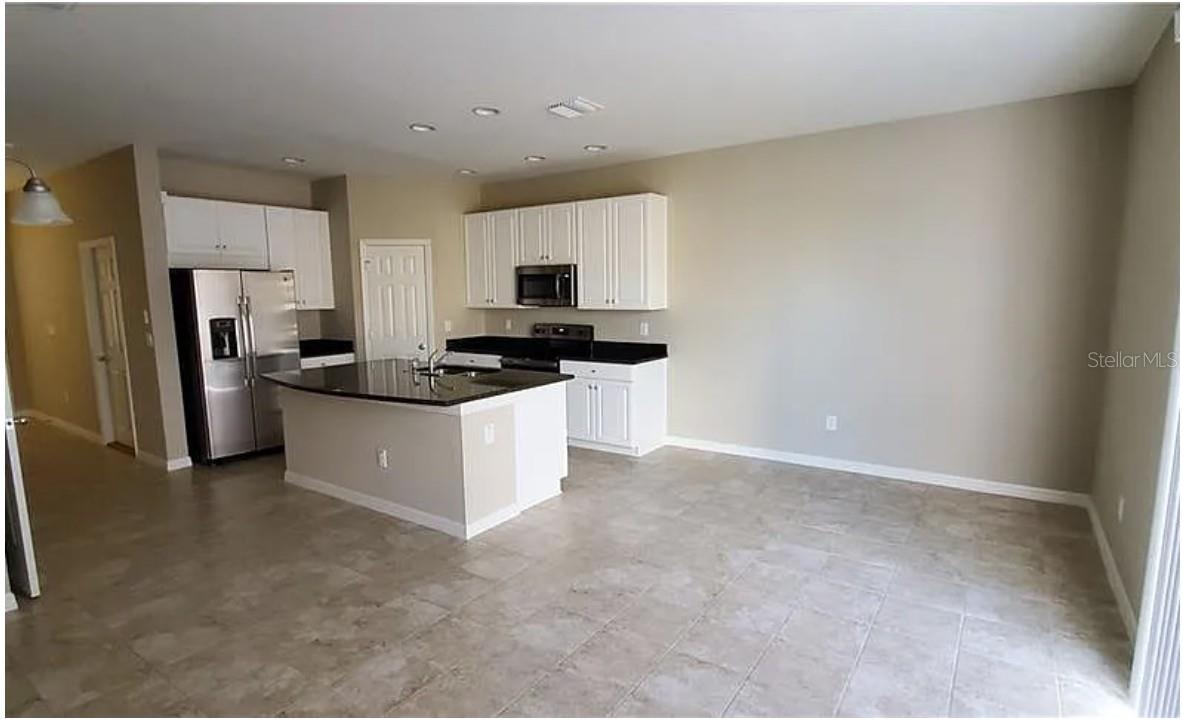 7027 TOWNE LAKE RD — photo 4