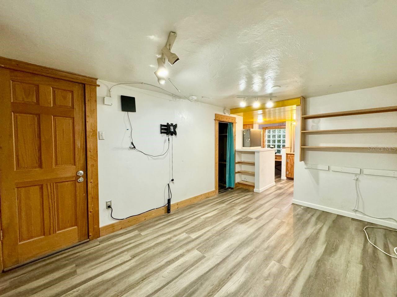 6601 N NAVIN AVE #A — photo 4