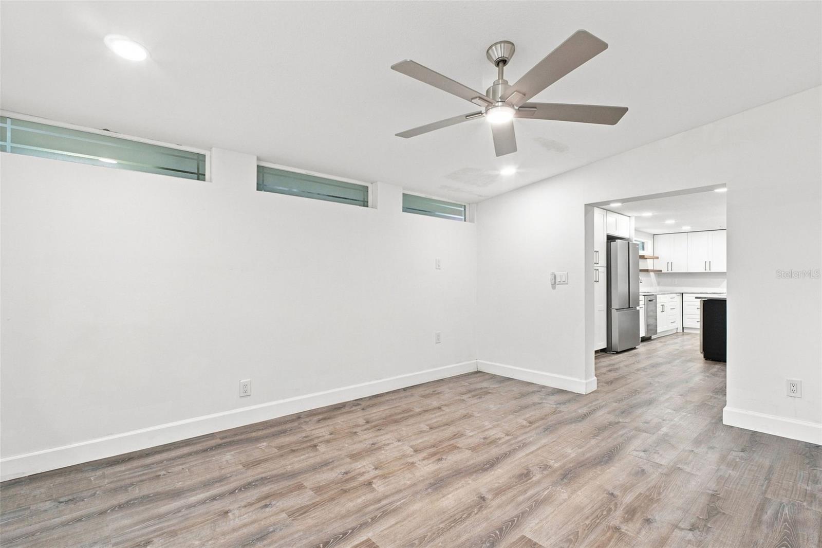 163 DOLPHIN DR E — photo 10