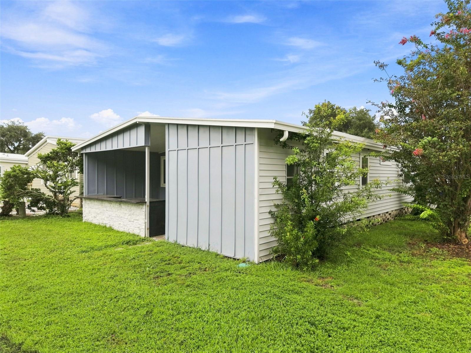 163 DOLPHIN DR E — photo 37