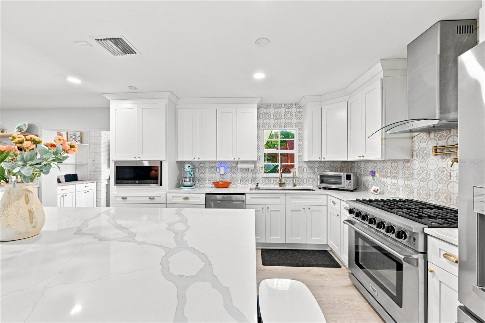2119 GALLAGHER RD — photo 16
