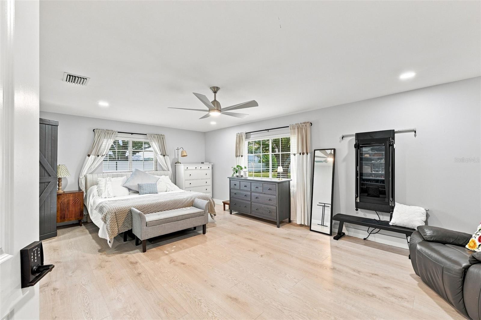 2119 GALLAGHER RD — photo 18
