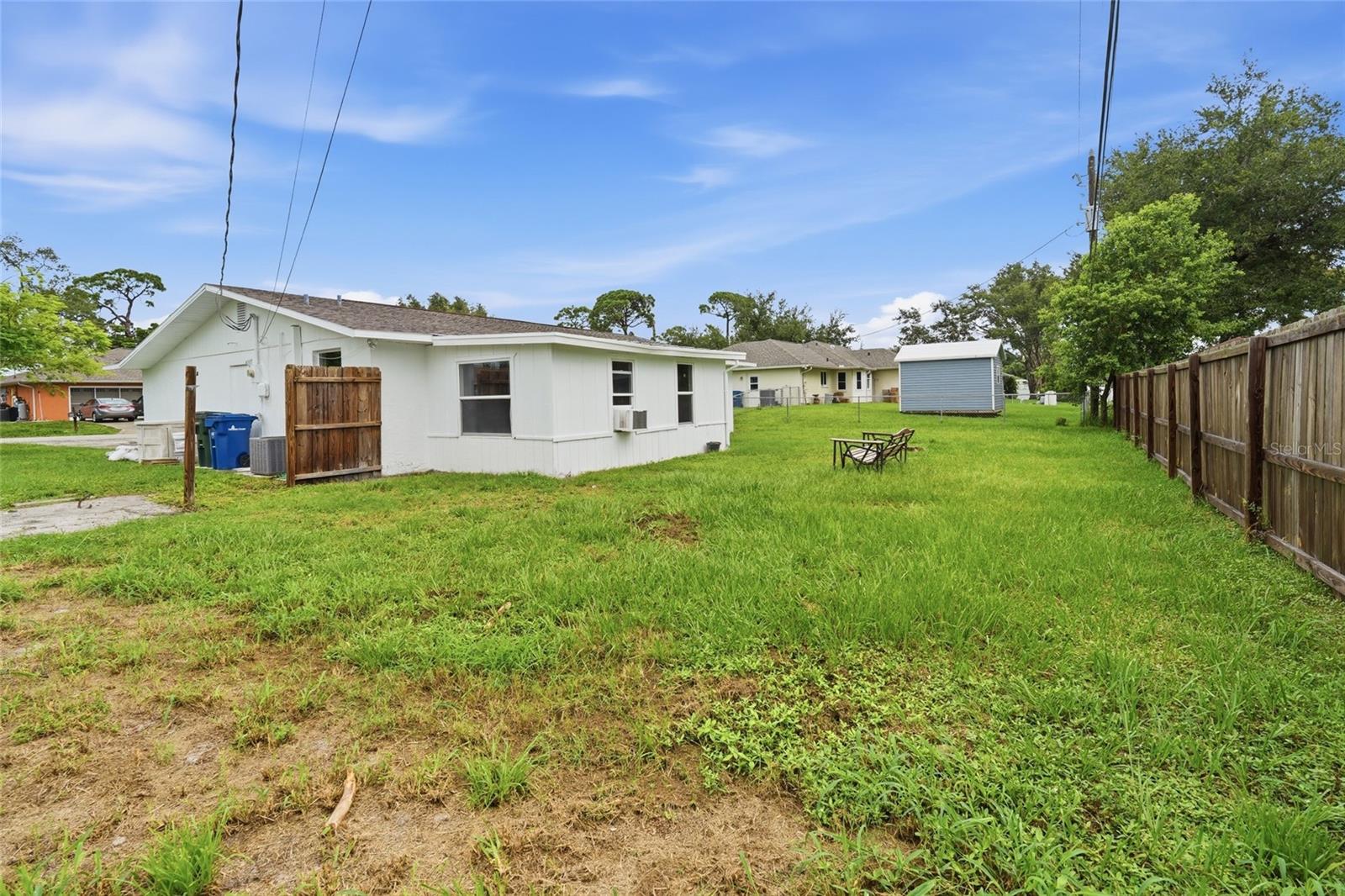 935 EVEREST RD — photo 53