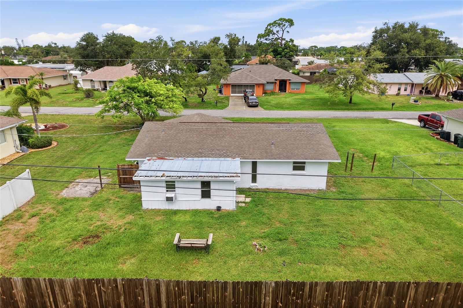 935 EVEREST RD — photo 50