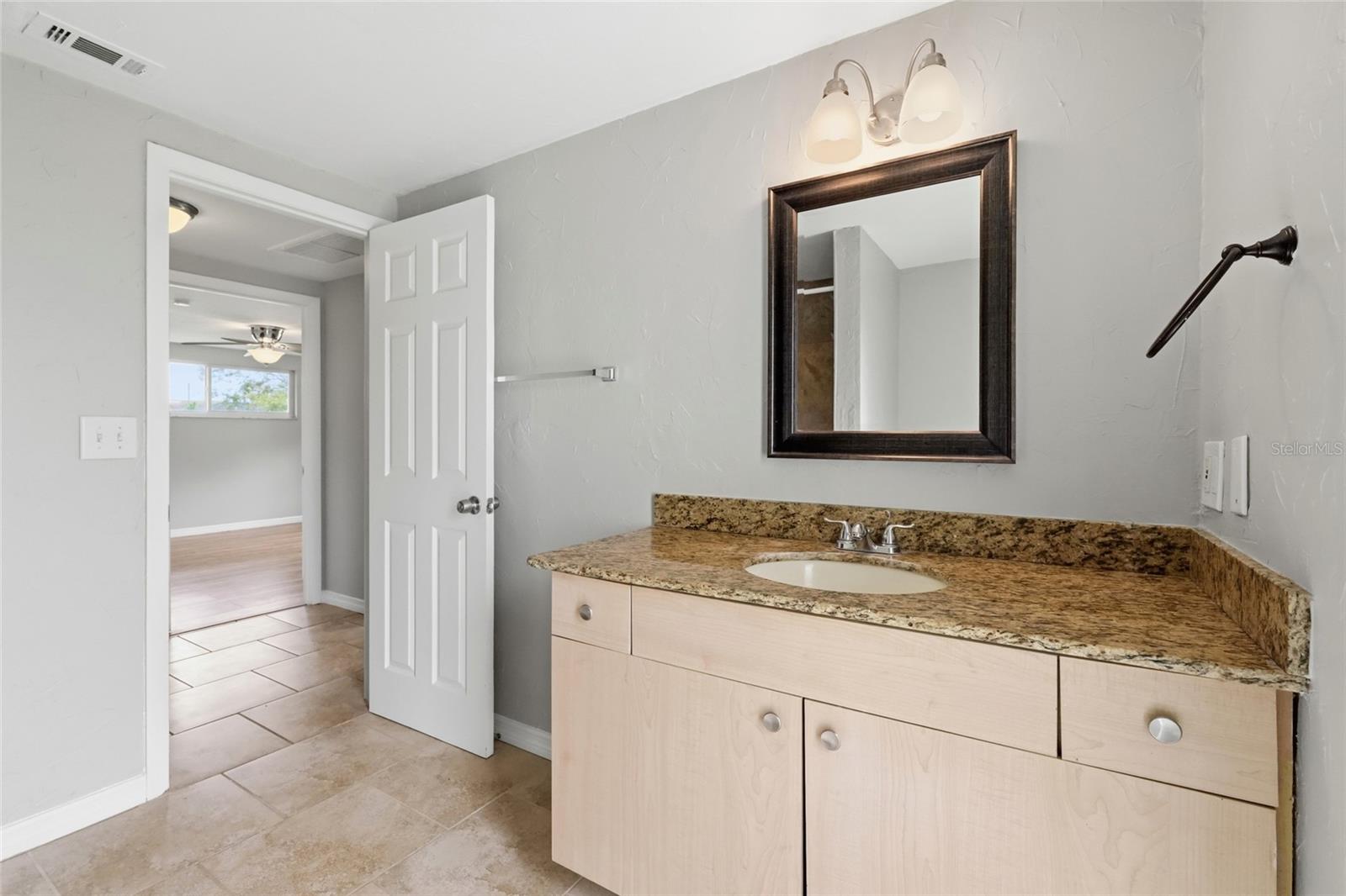 935 EVEREST RD — photo 39