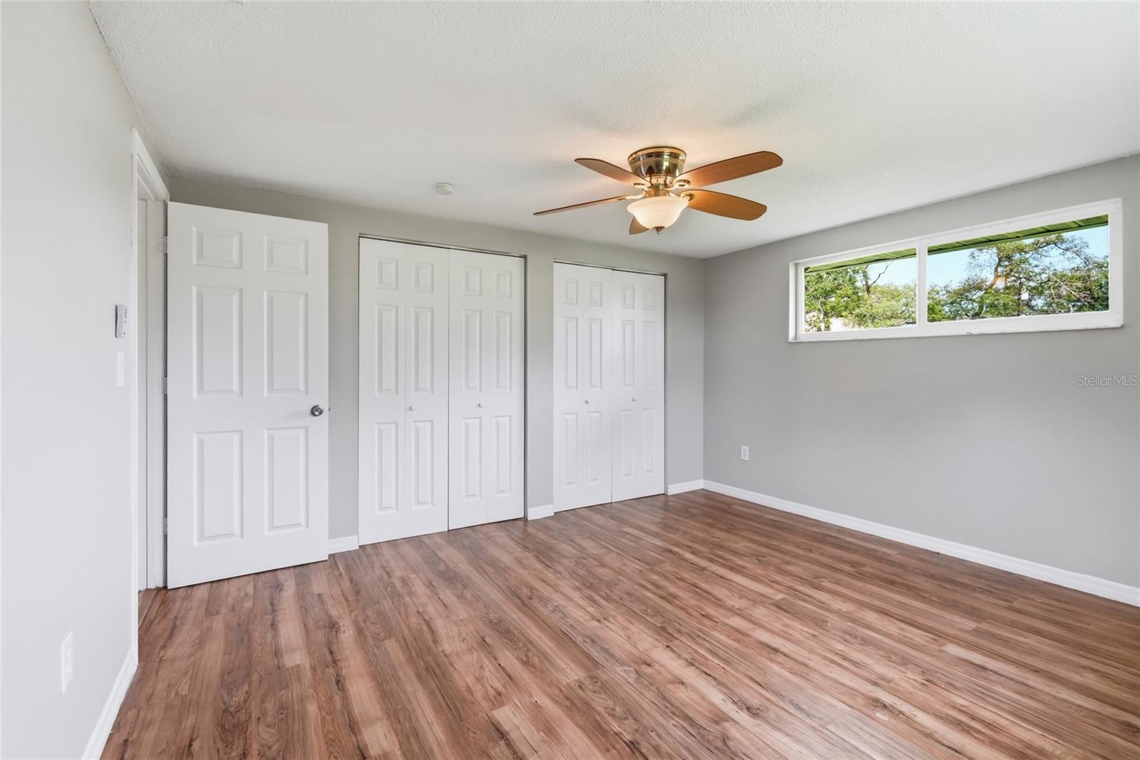 935 EVEREST RD — photo 42