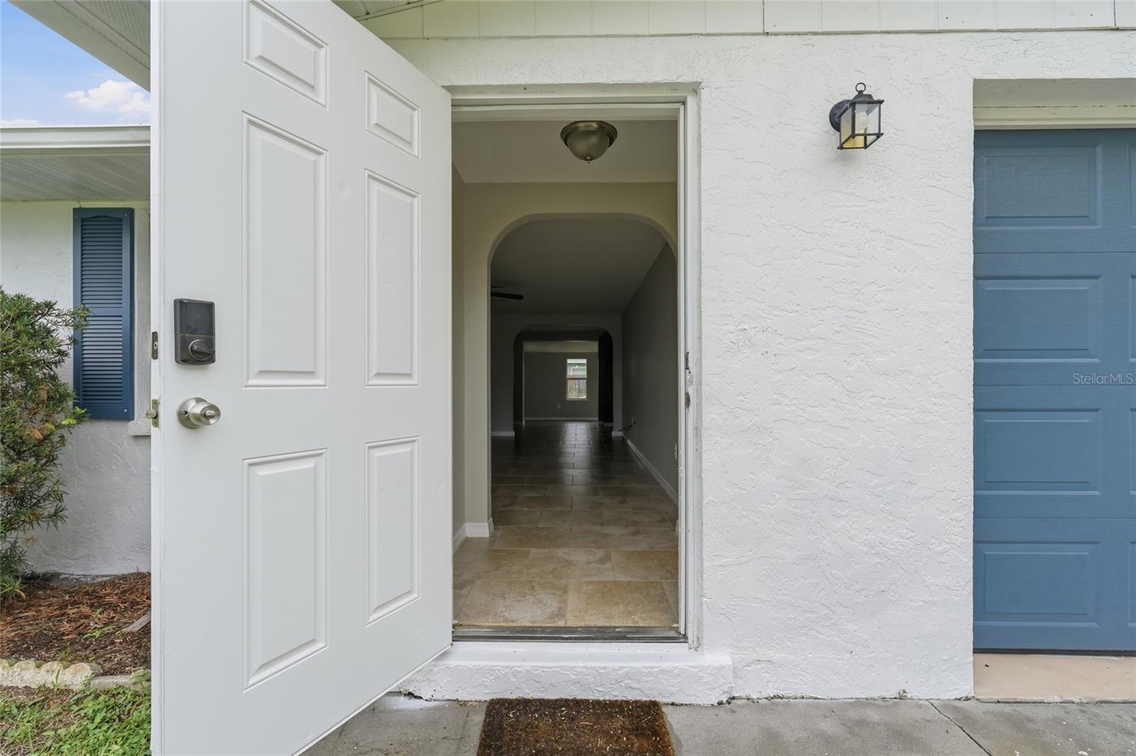 935 EVEREST RD — photo 13