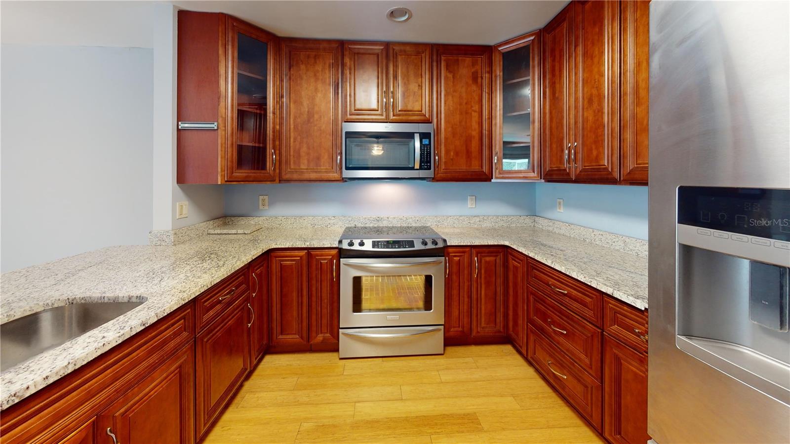 147 HOURGLASS DR — photo 7