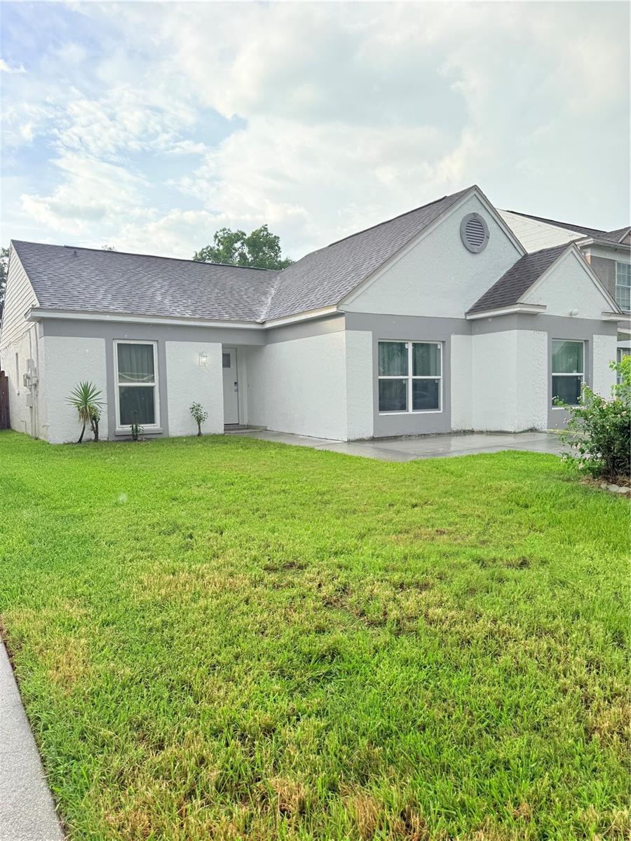 2130 REDLEAF DR — photo 3