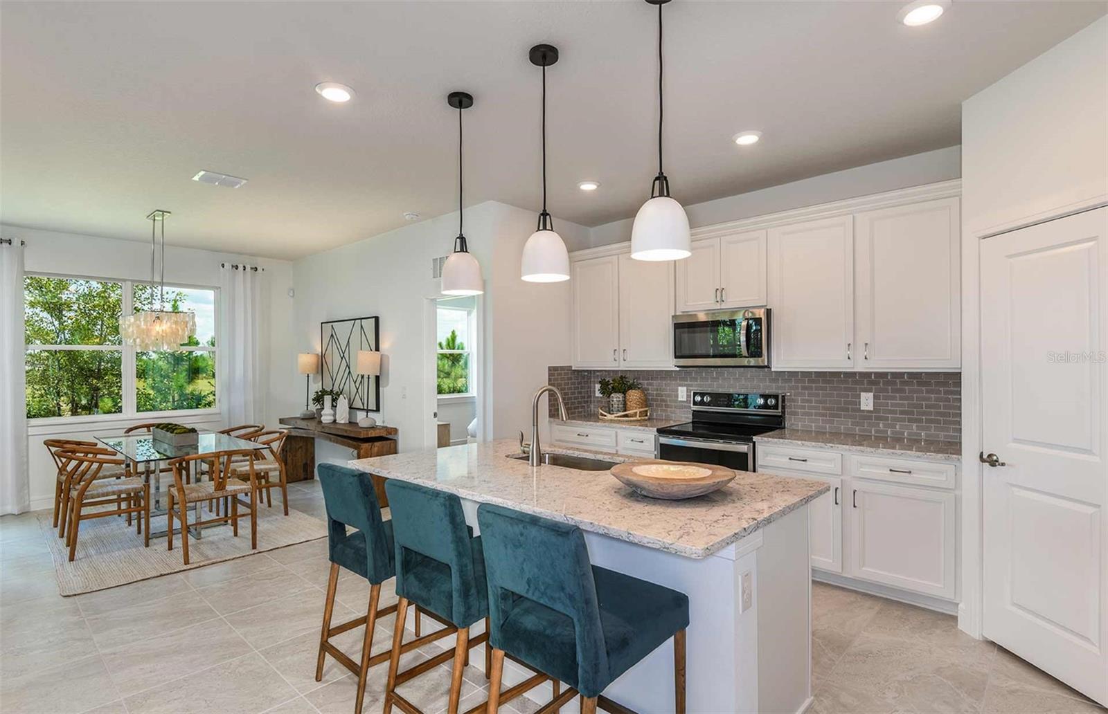 11127 SYCAMORE GLEN LOOP — photo 4