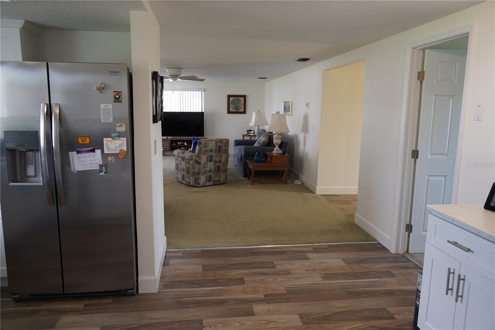 536 FLAMINGO DR — photo 11