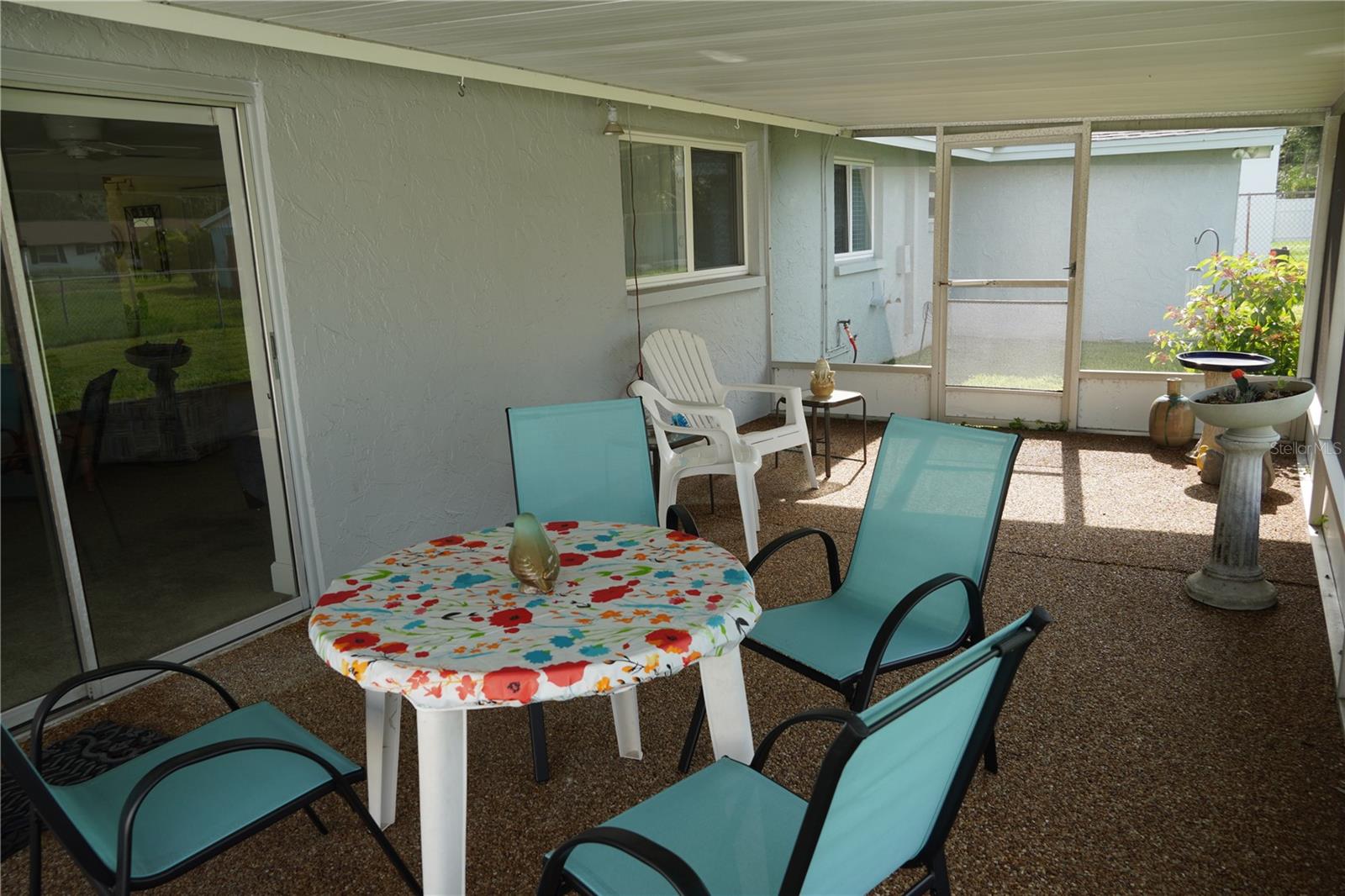536 FLAMINGO DR — photo 35