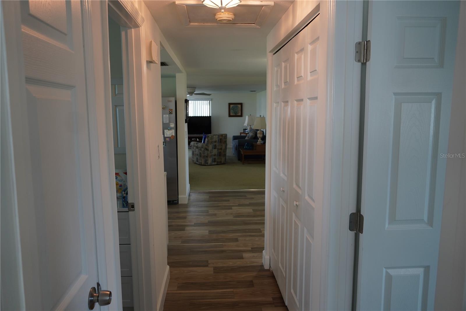 536 FLAMINGO DR — photo 14