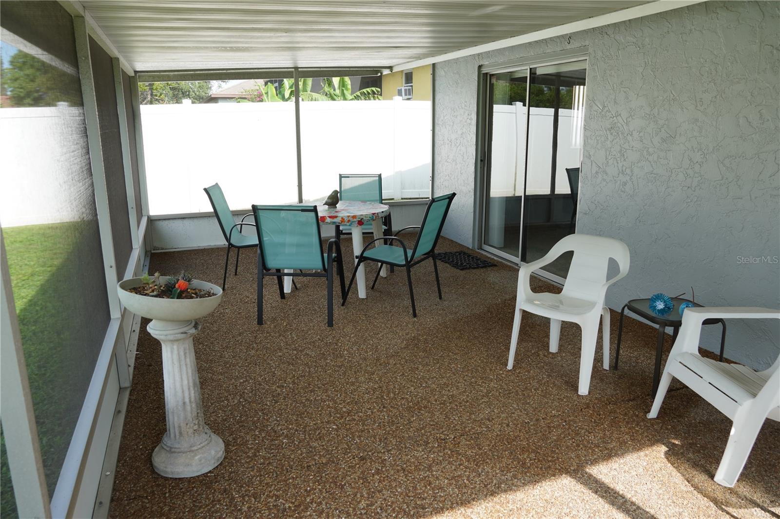 536 FLAMINGO DR — photo 37