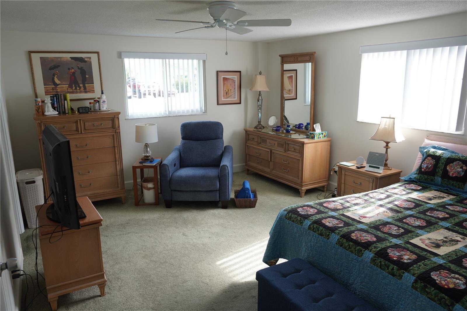 536 FLAMINGO DR — photo 15