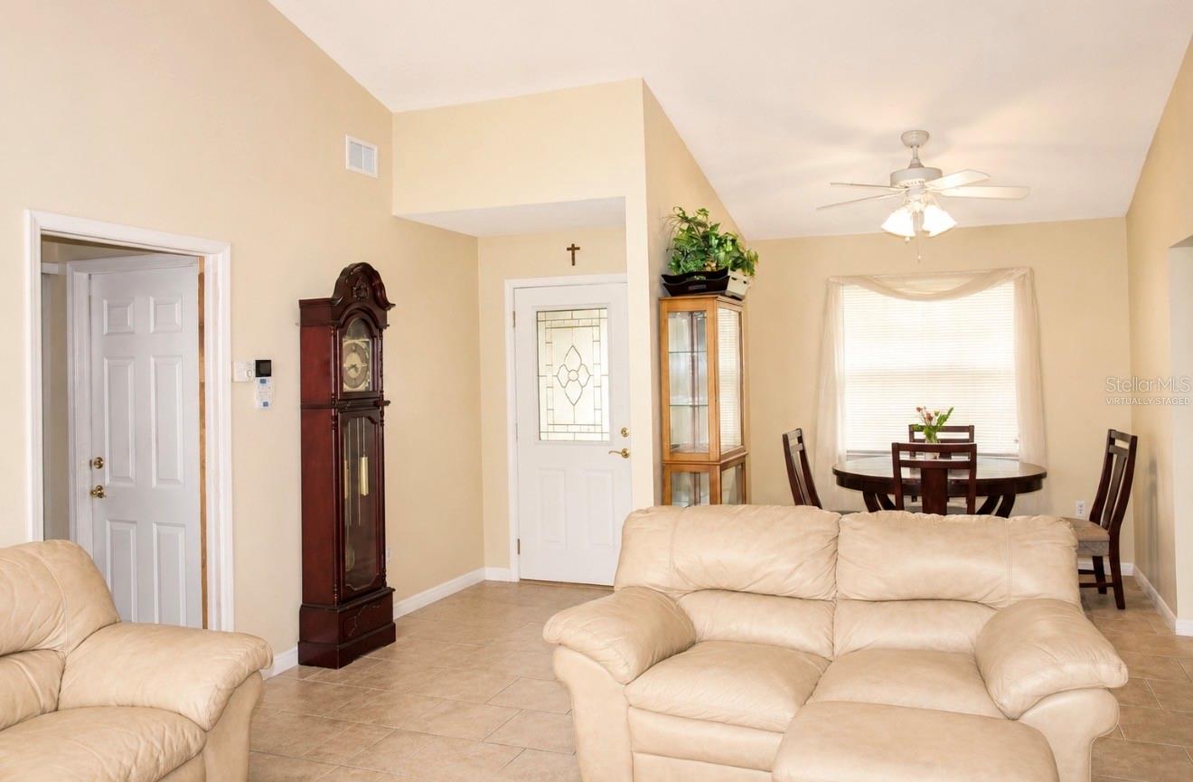 7717 MITCHELL RANCH RD — photo 4