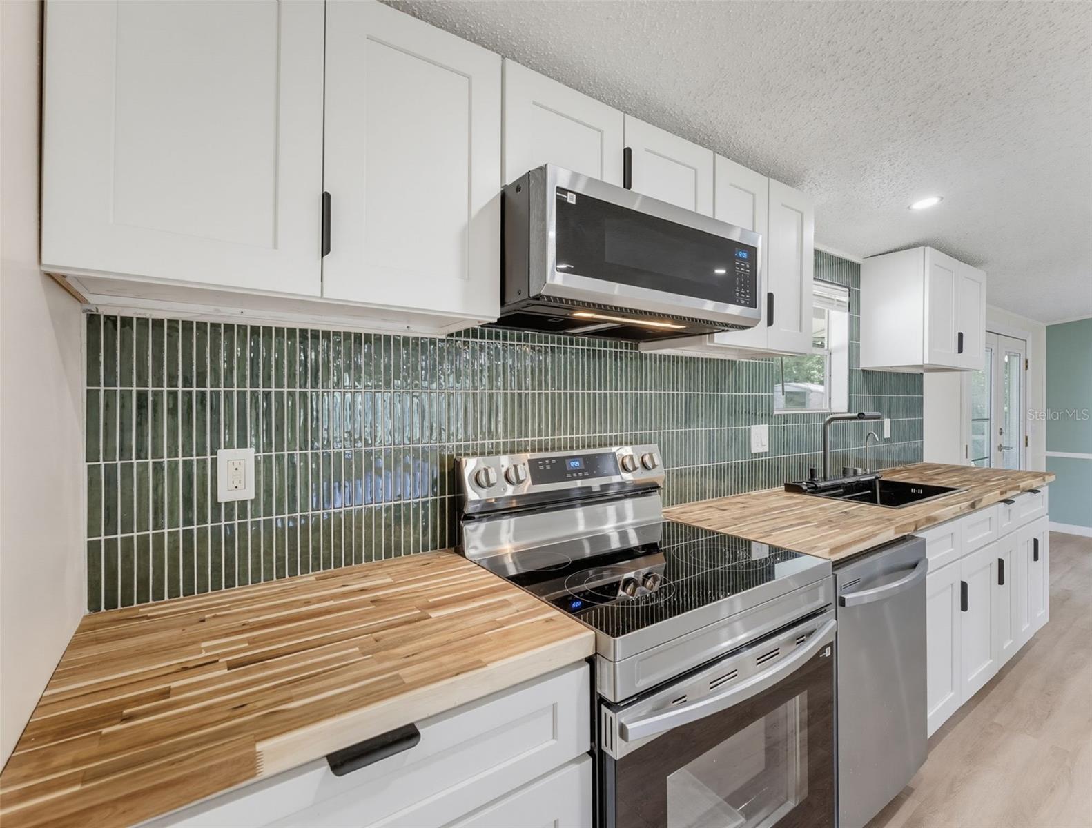 11106 FERNWAY LN — photo 8