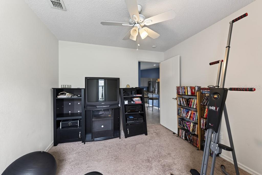 4609 OAK RIVER CIR — photo 25