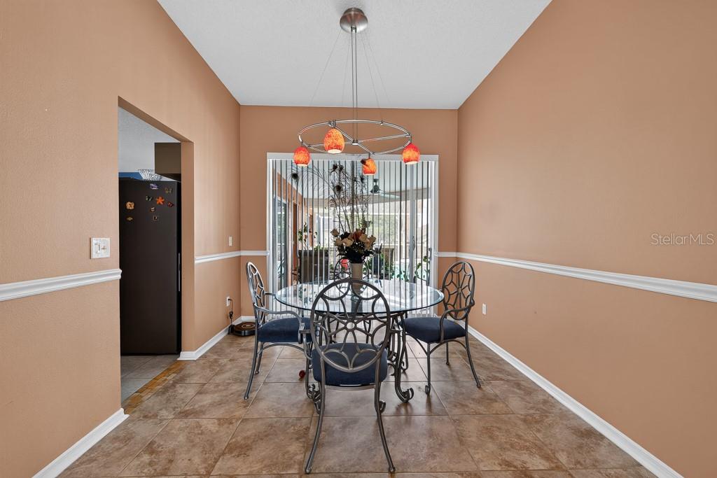 4609 OAK RIVER CIR — photo 8