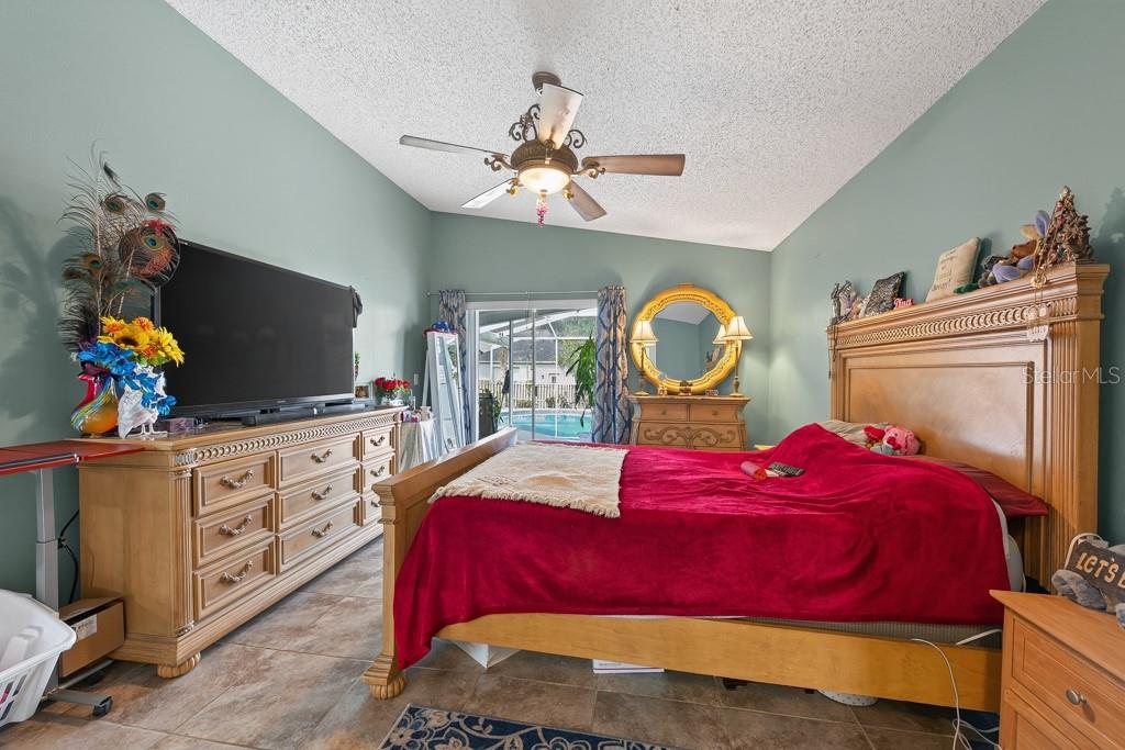 4609 OAK RIVER CIR — photo 21