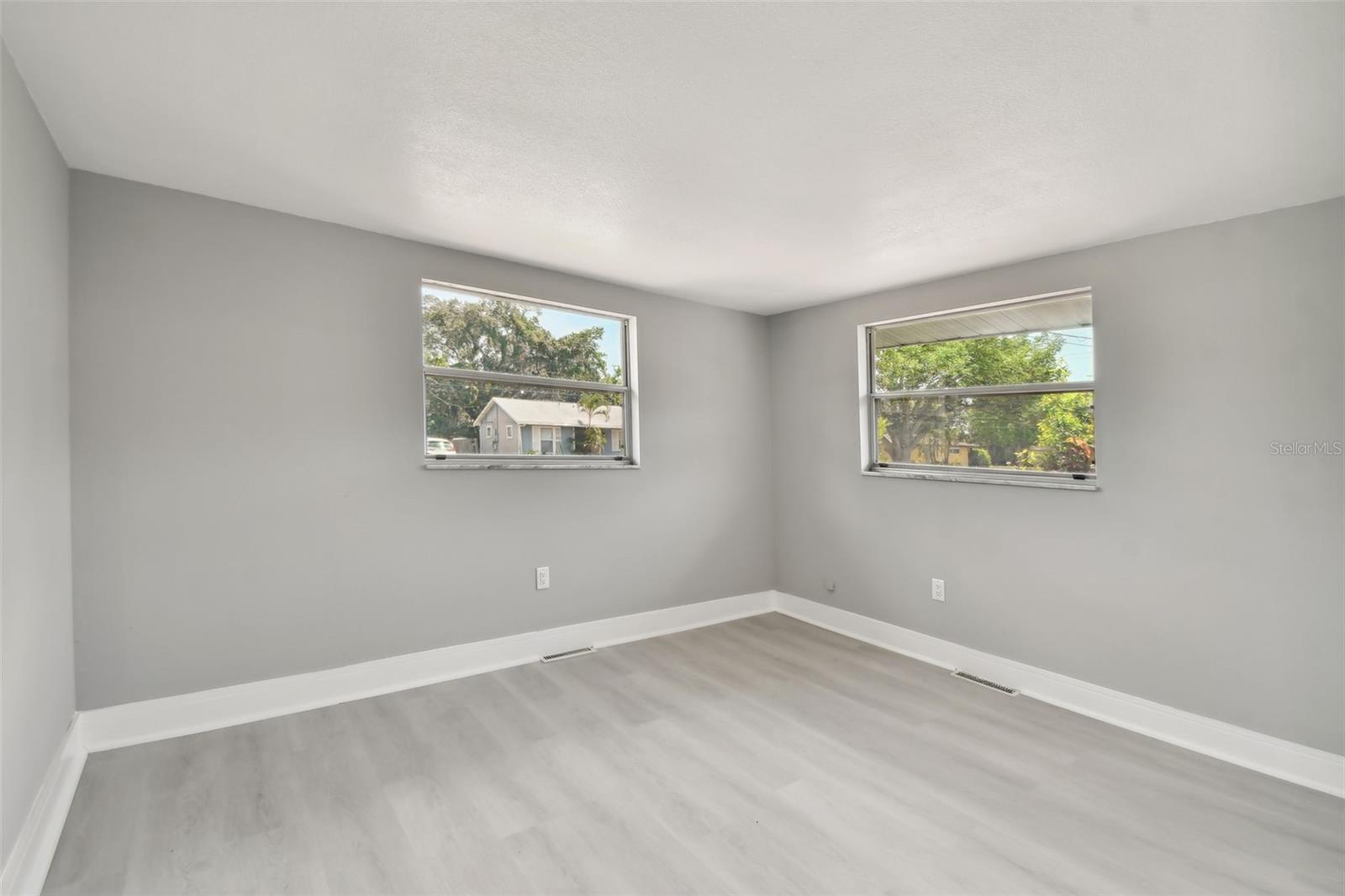 4411 3RD AVE E — photo 16