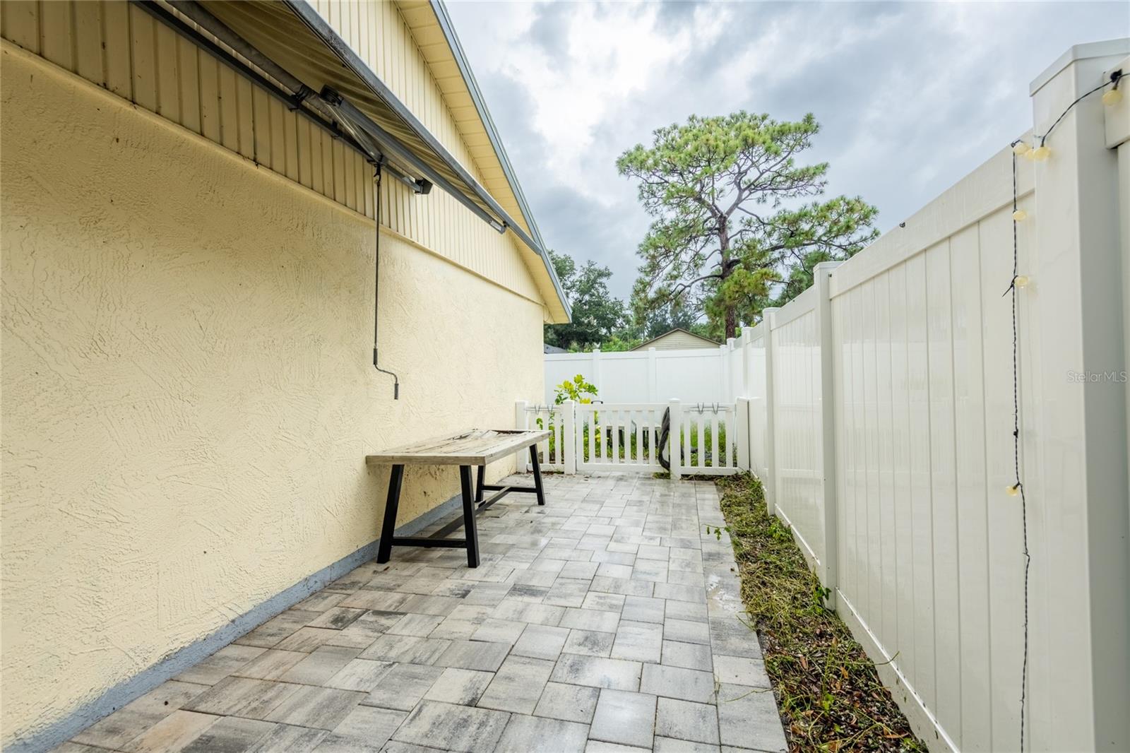 1944 ELAINE DR #1944 — photo 20
