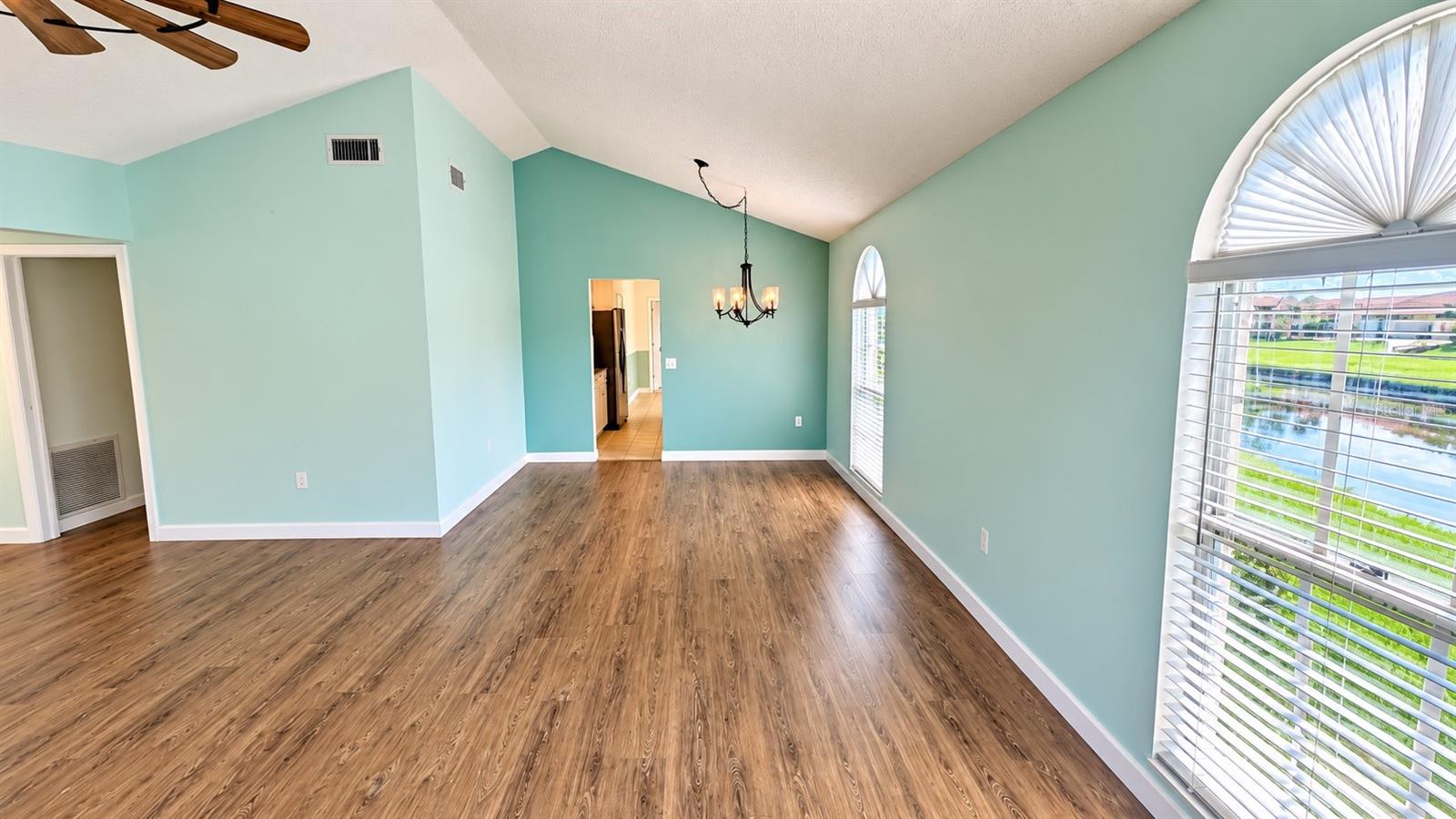 3520 57TH AVENUE CIR W #10 — photo 12