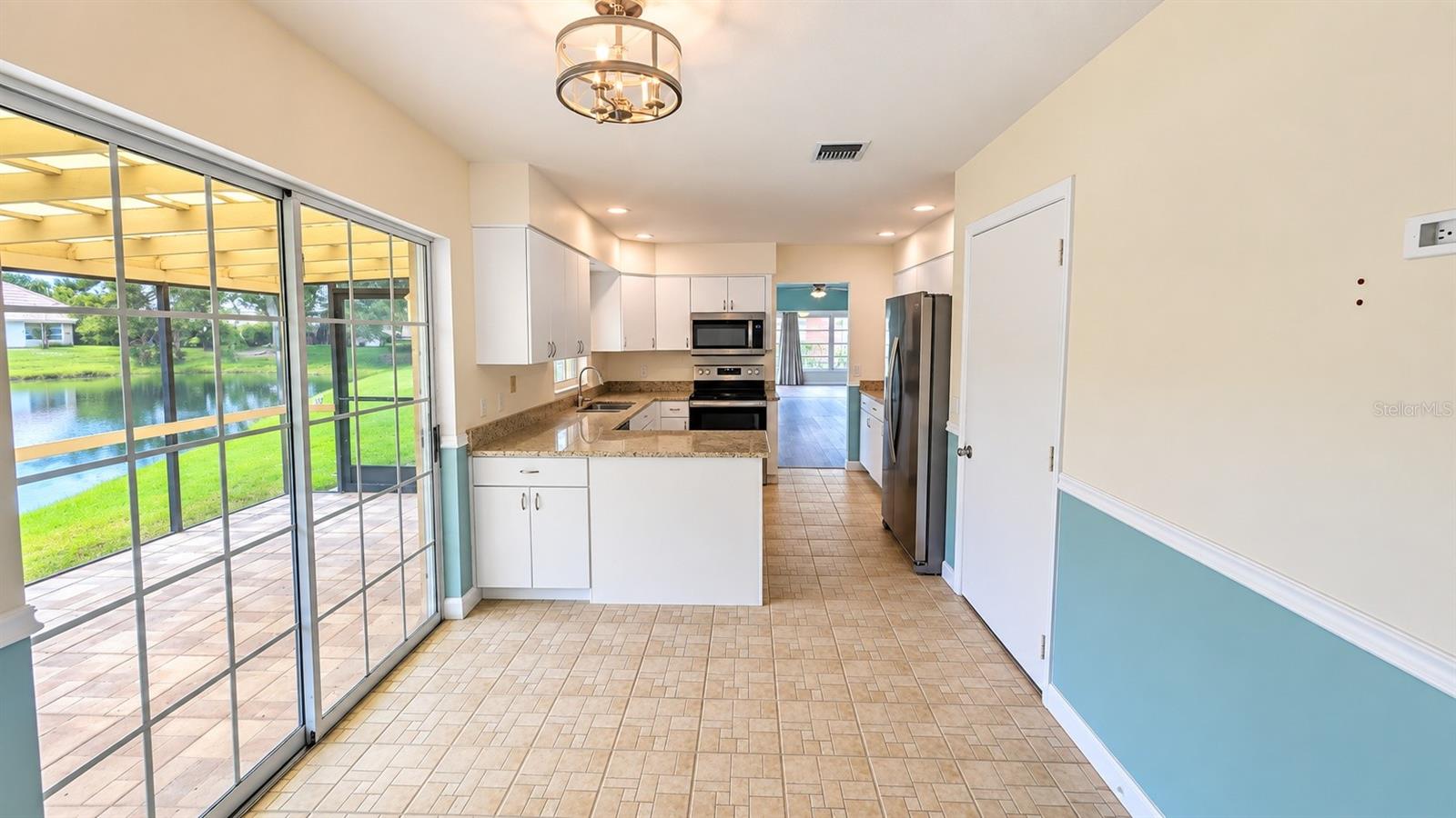 3520 57TH AVENUE CIR W #10 — photo 7