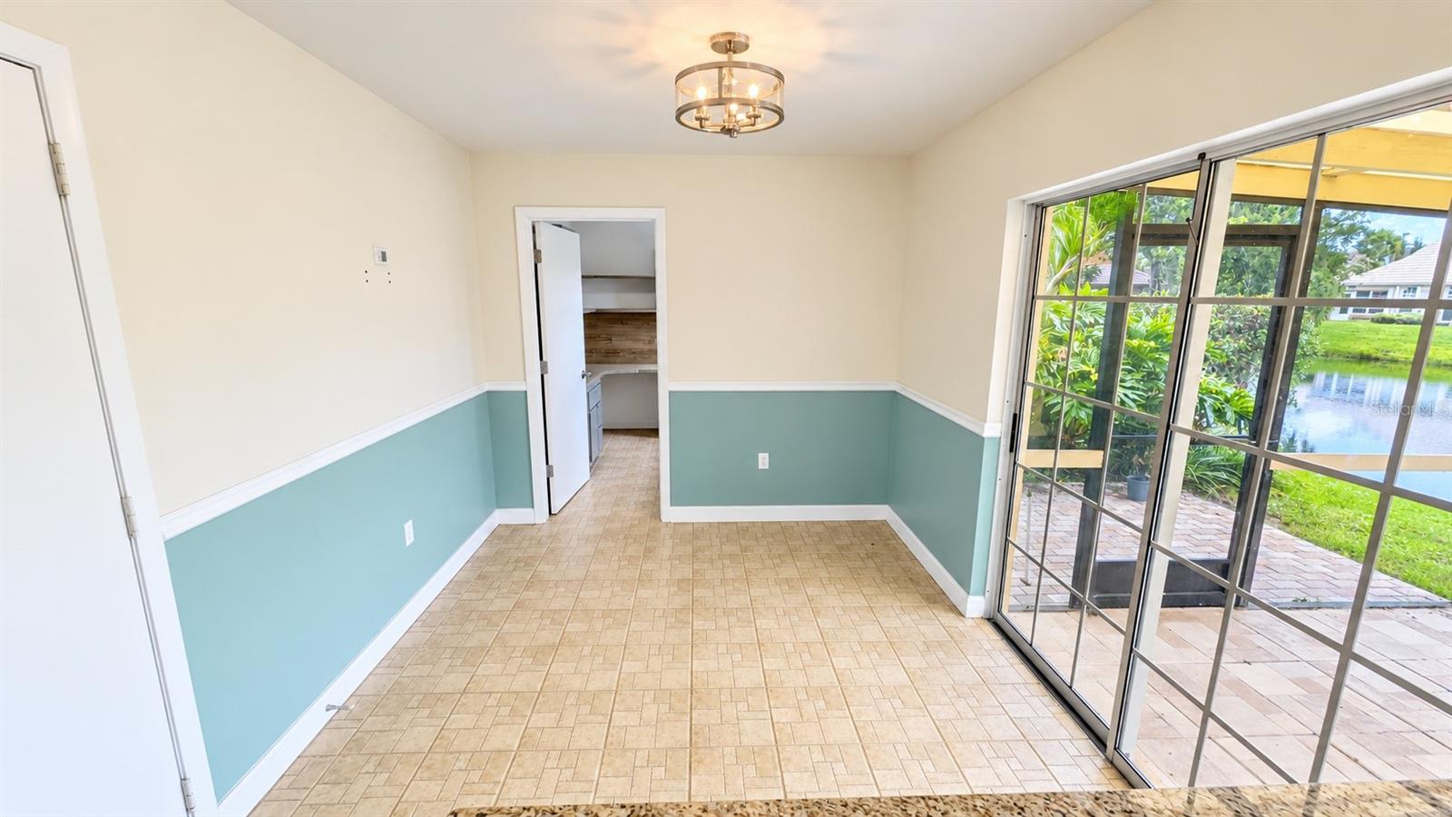 3520 57TH AVENUE CIR W #10 — photo 8