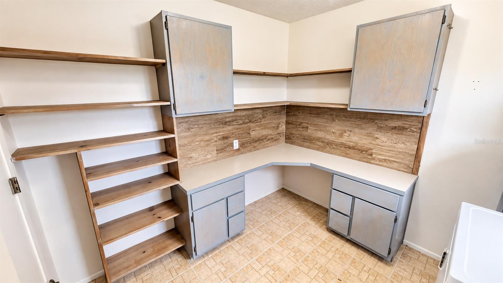 3520 57TH AVENUE CIR W #10 — photo 29