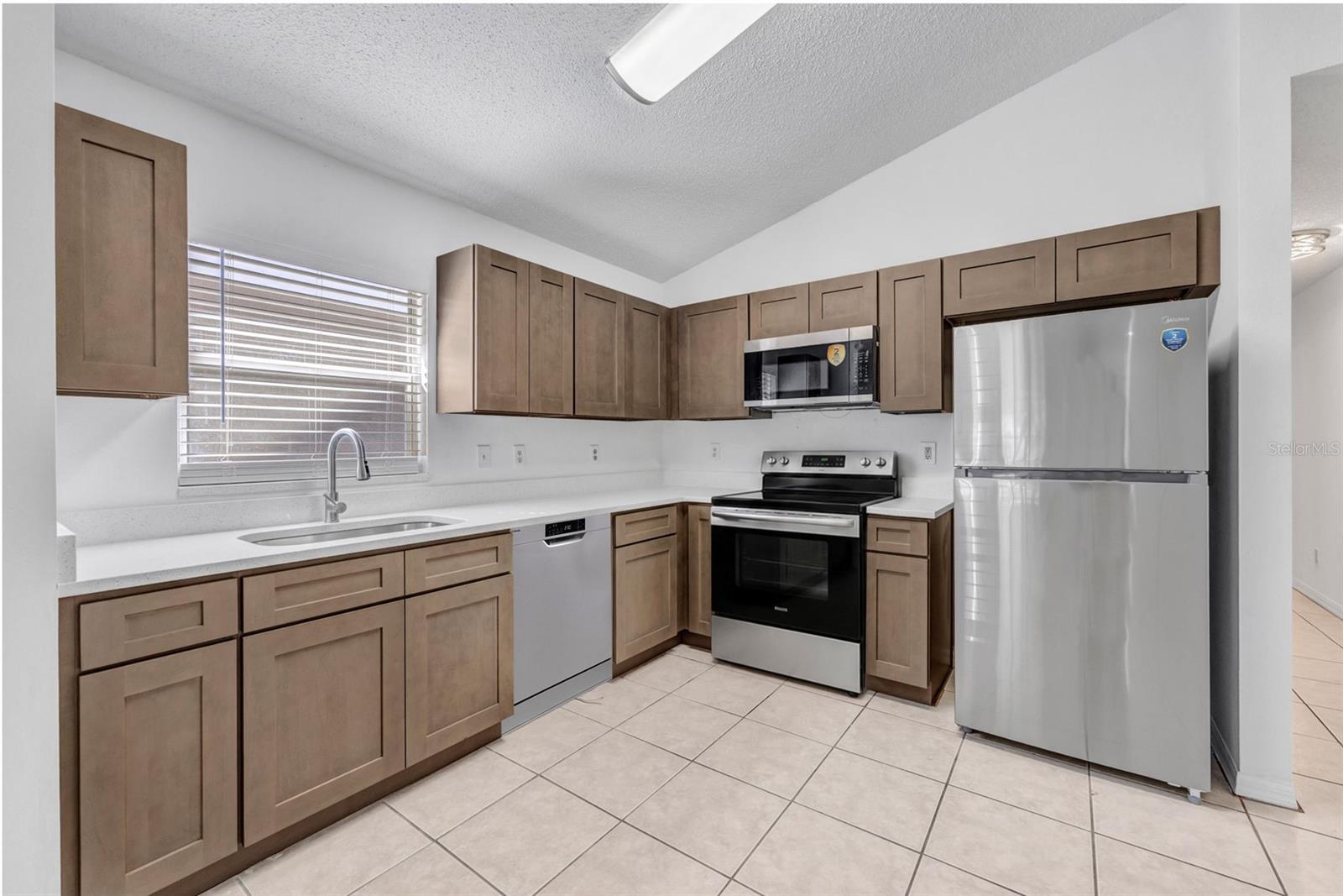 6115 SAND KEY LN — photo 7