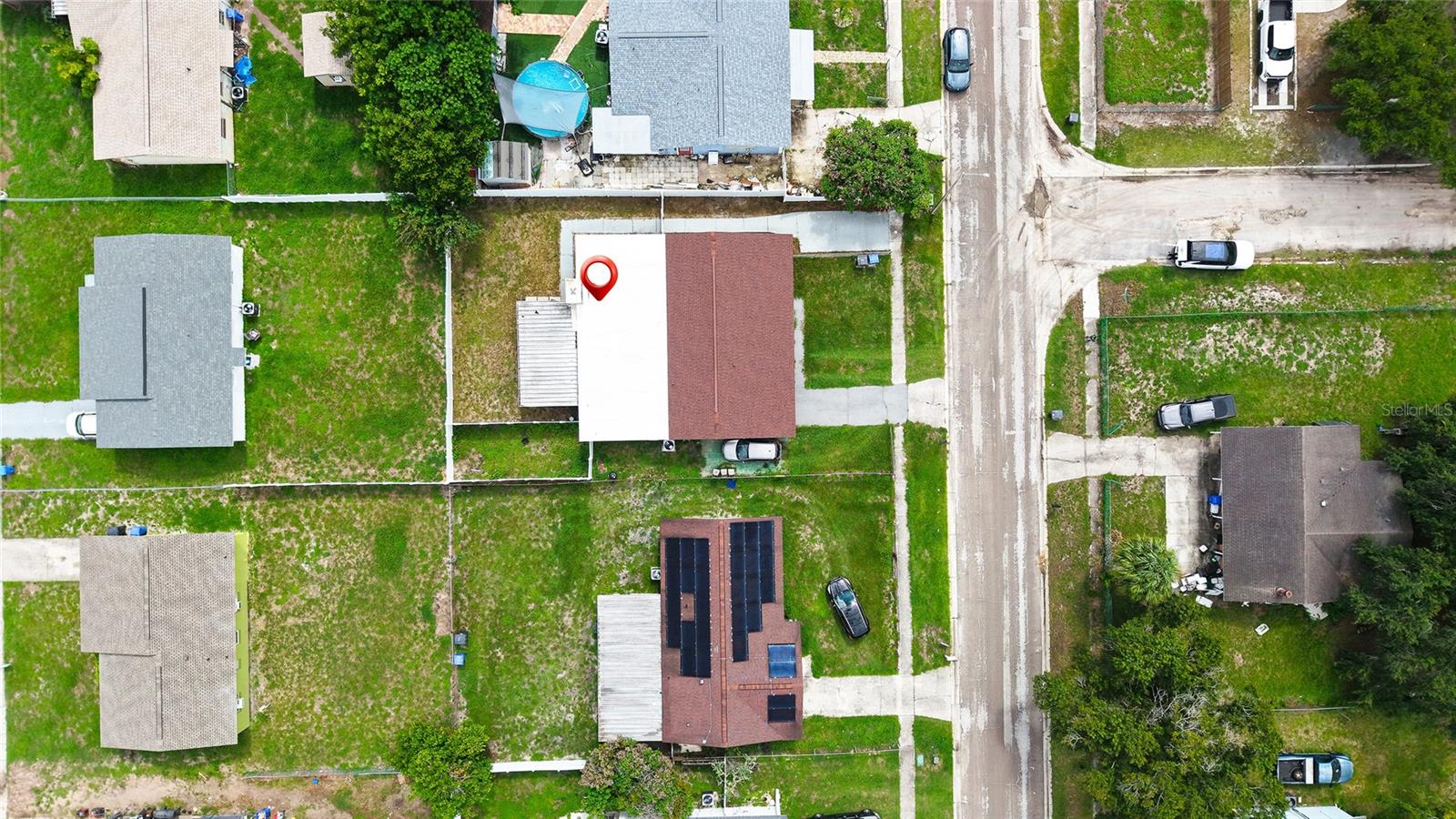 7018 GLENVIEW DR — photo 41