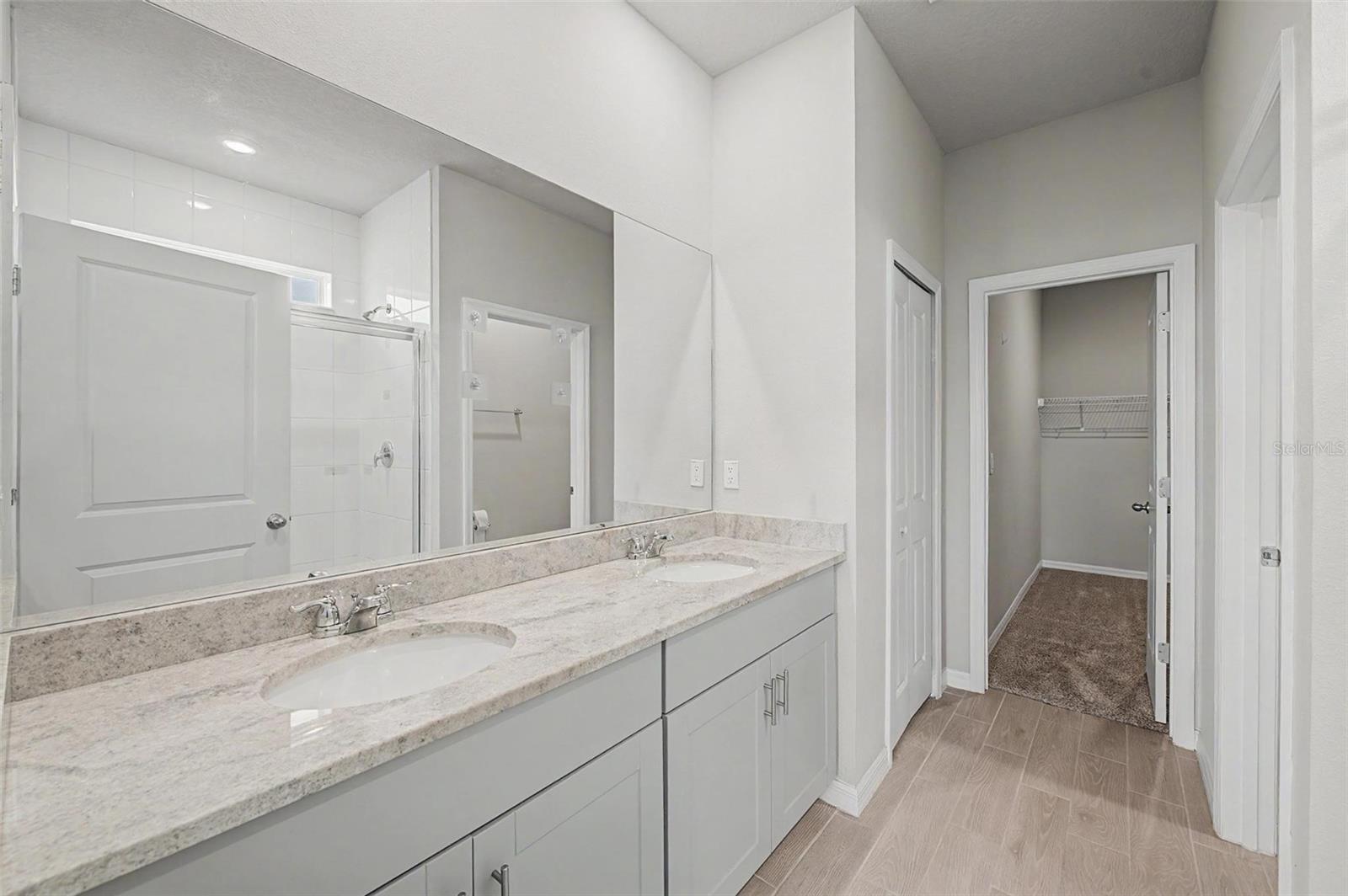 5435 BUNGALOW GROVE CT — photo 27