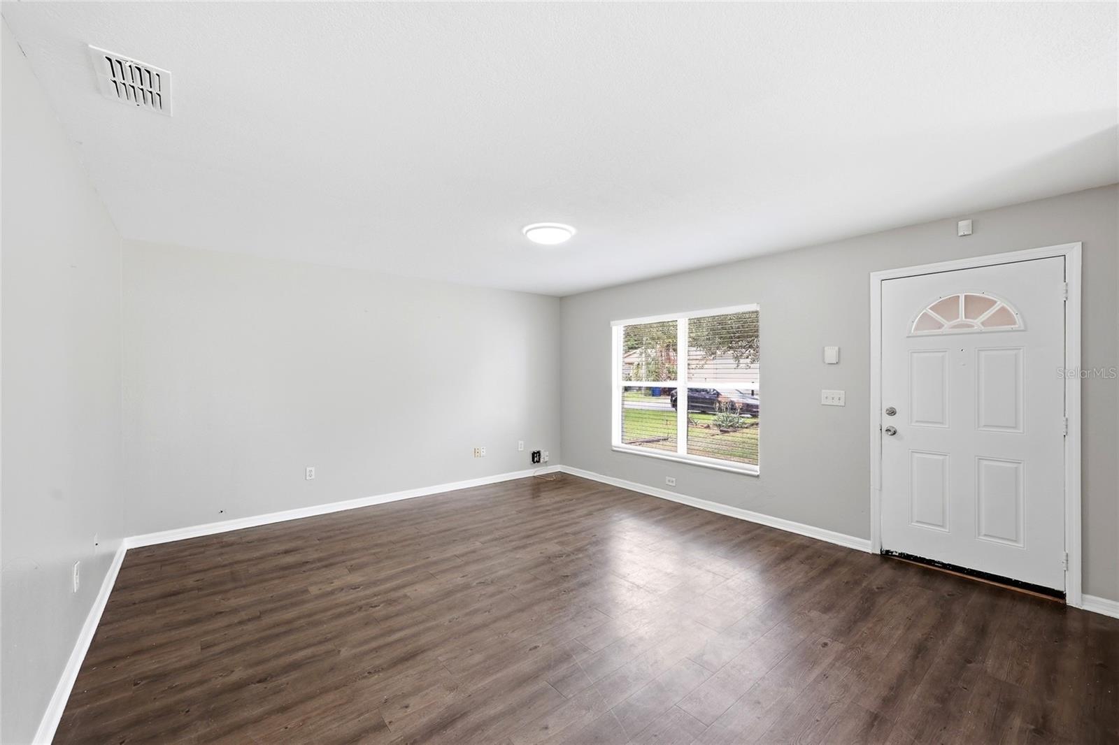 2214 E 19TH AVE — photo 3