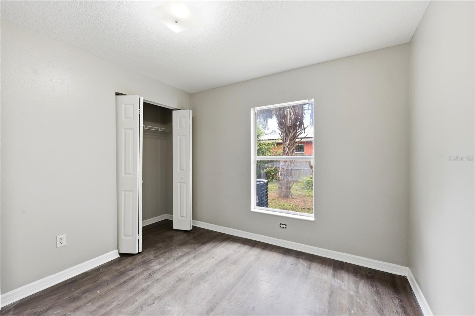 2214 E 19TH AVE — photo 23